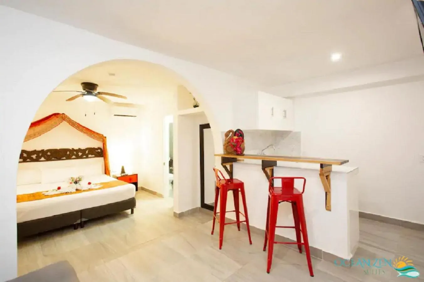 Photo of the whole room, Bed in Ocean Zen Suites on 5th Avenue - Adults Only