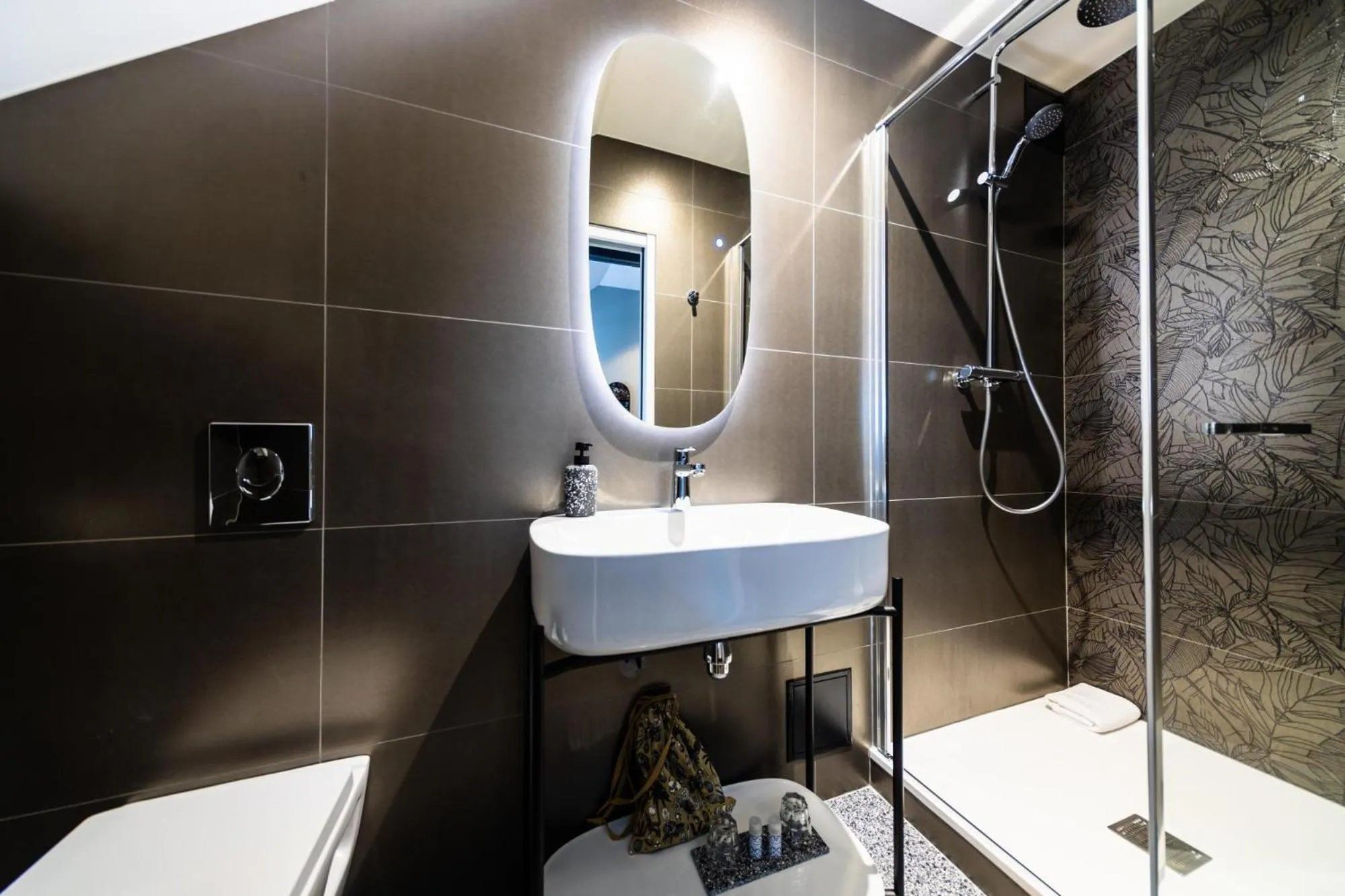 Bathroom in Hôtel Paulette Rouen Centre Cathédrale