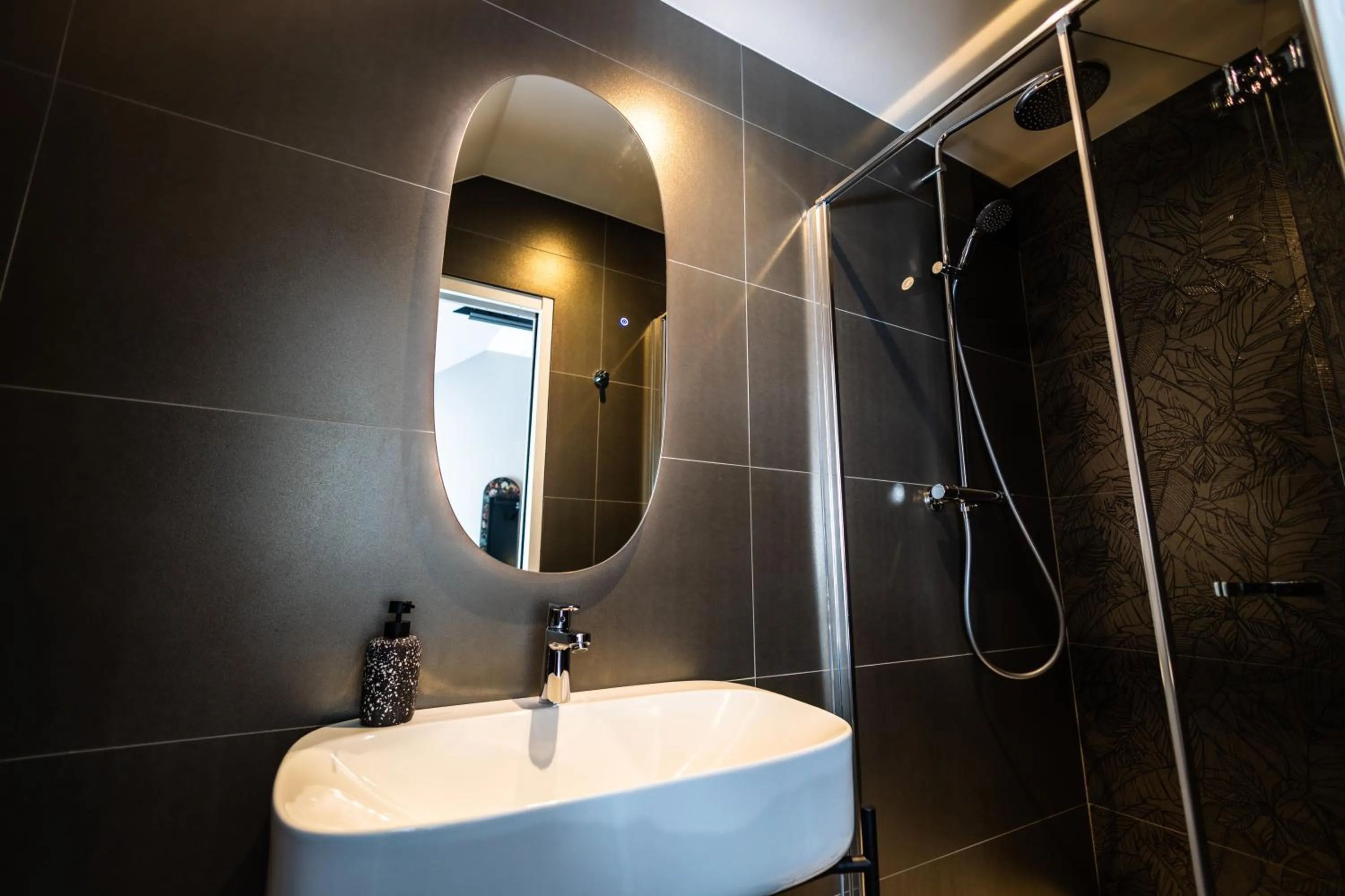 Bathroom in Hôtel Paulette Rouen Centre Cathédrale