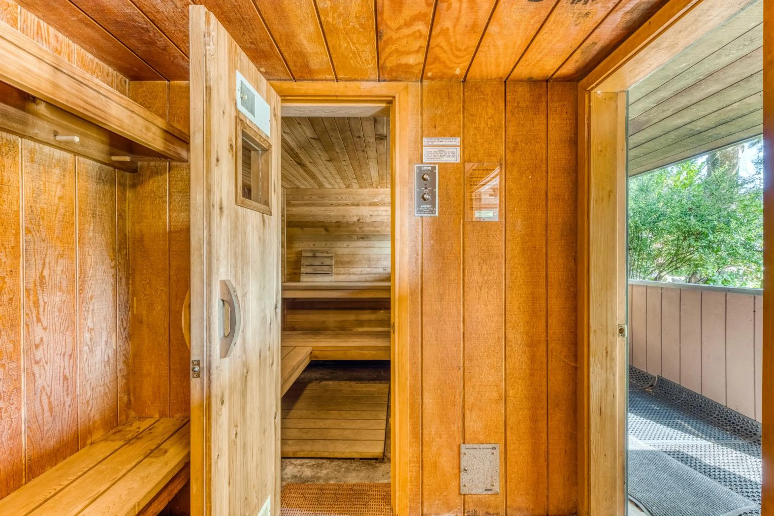 The Bridge and Balcony