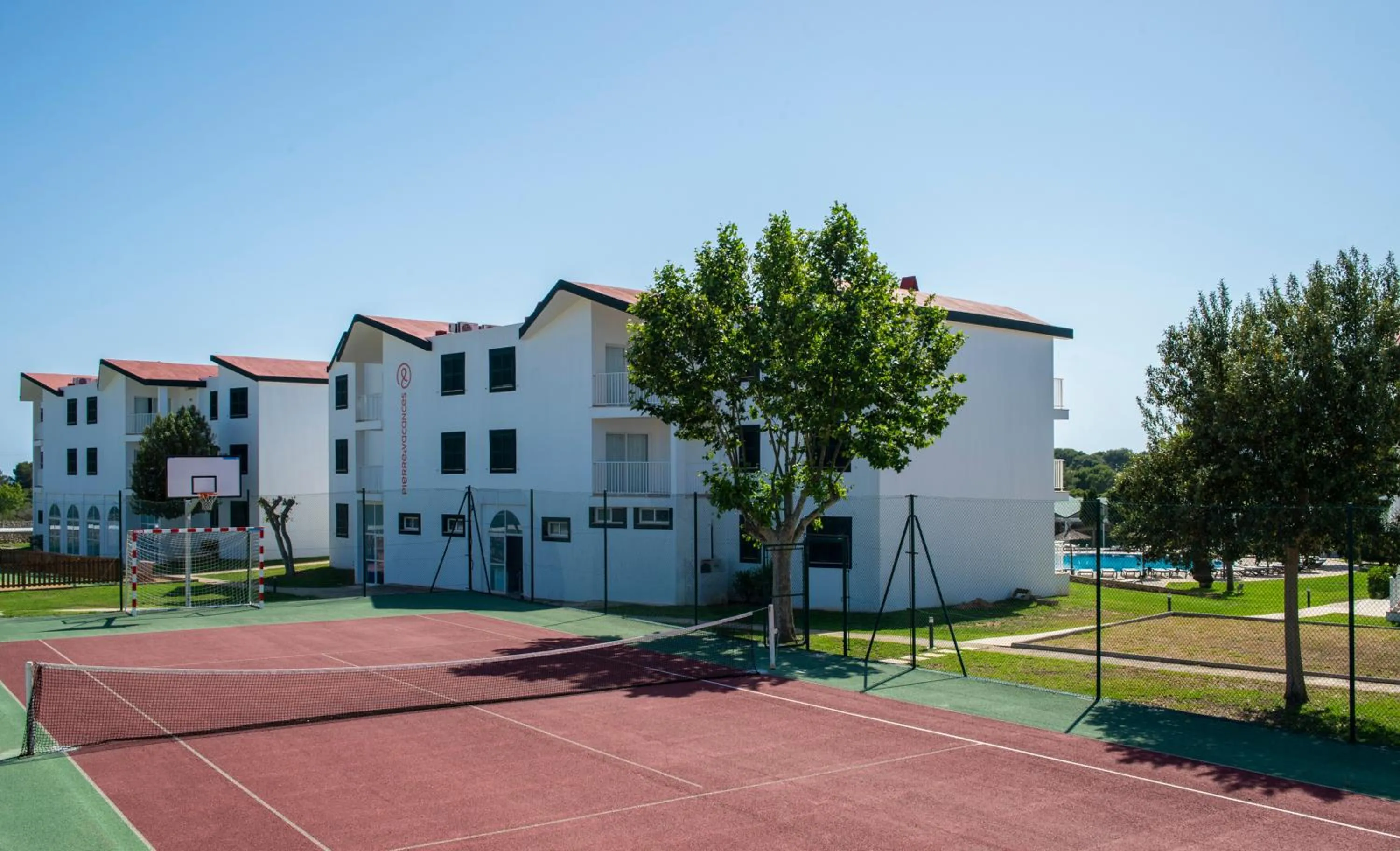 Sports in Pierre & Vacances Menorca Cala Blanes