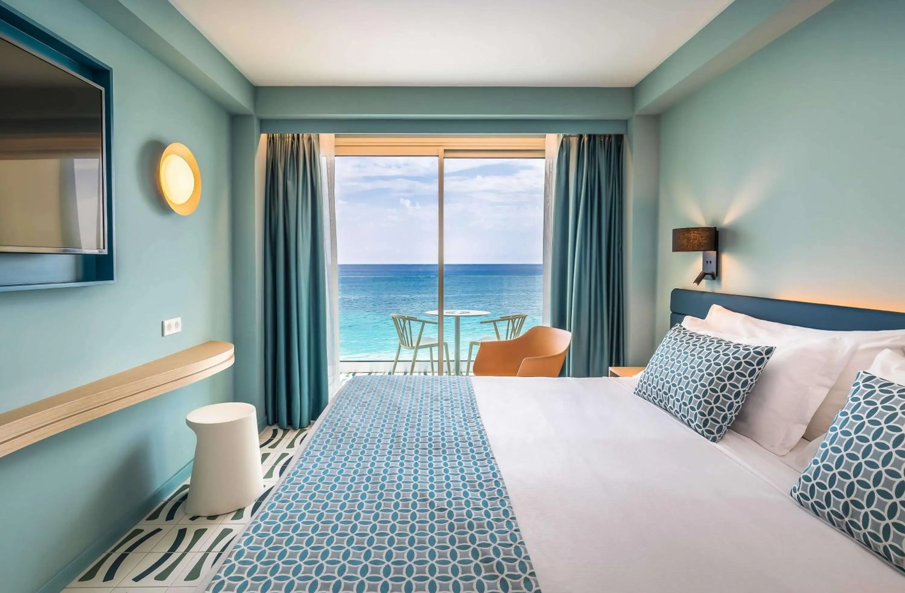 Bedroom, Bed in Barceló Benidorm Beach - Adults Recommended