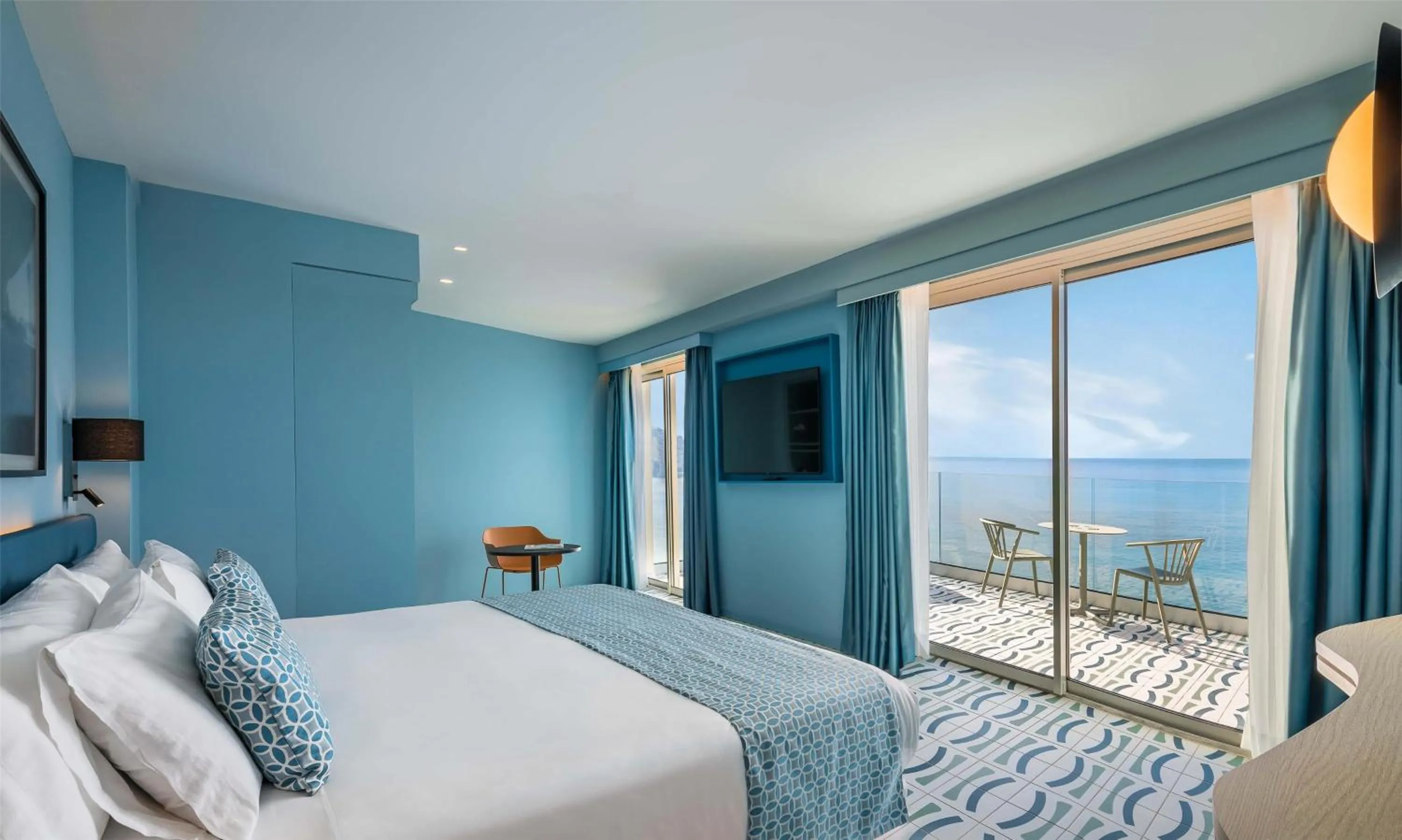 Bedroom, Bed in Barceló Benidorm Beach - Adults Recommended