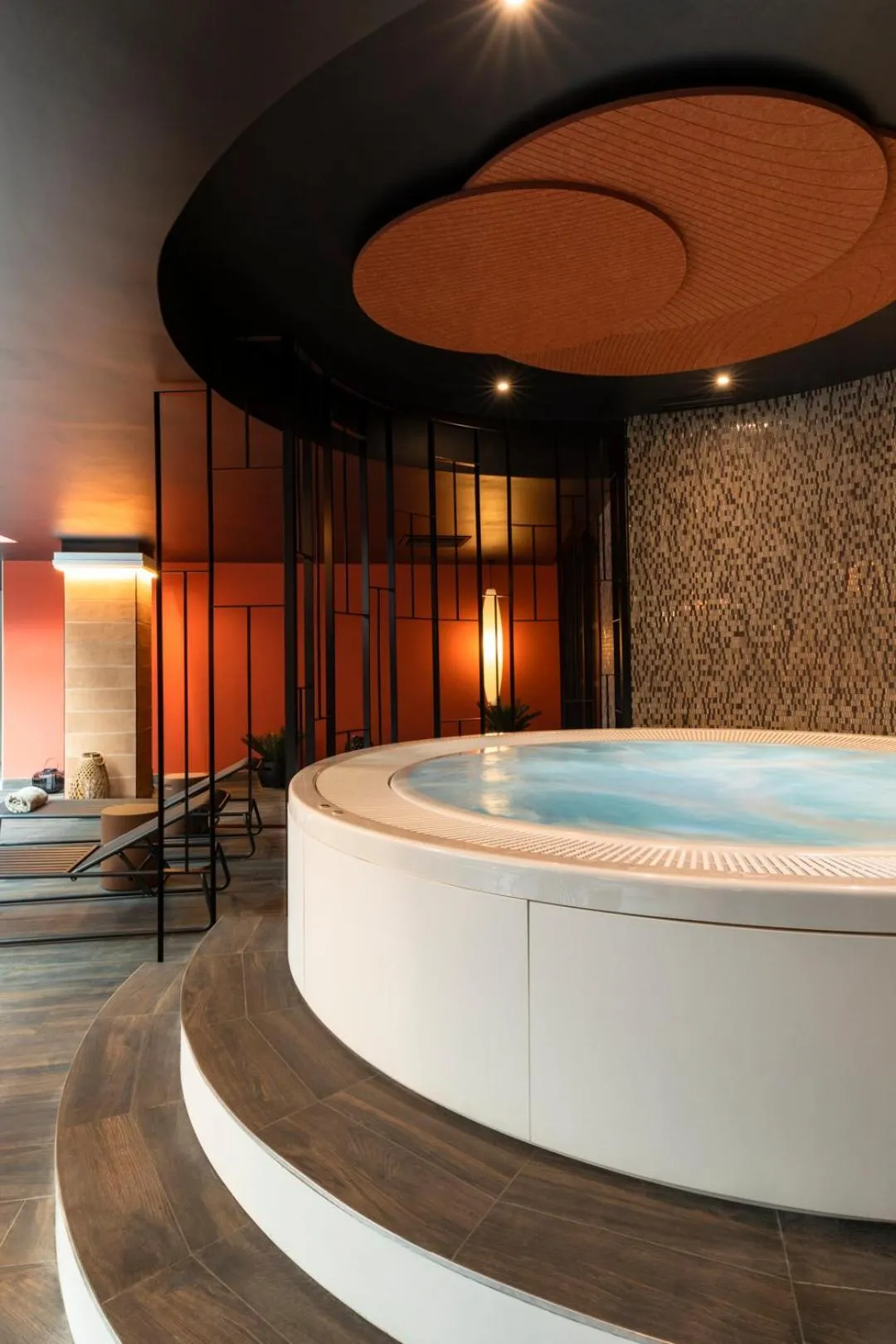 Swimming pool in Hôtel & Spa Oceania Le Conti