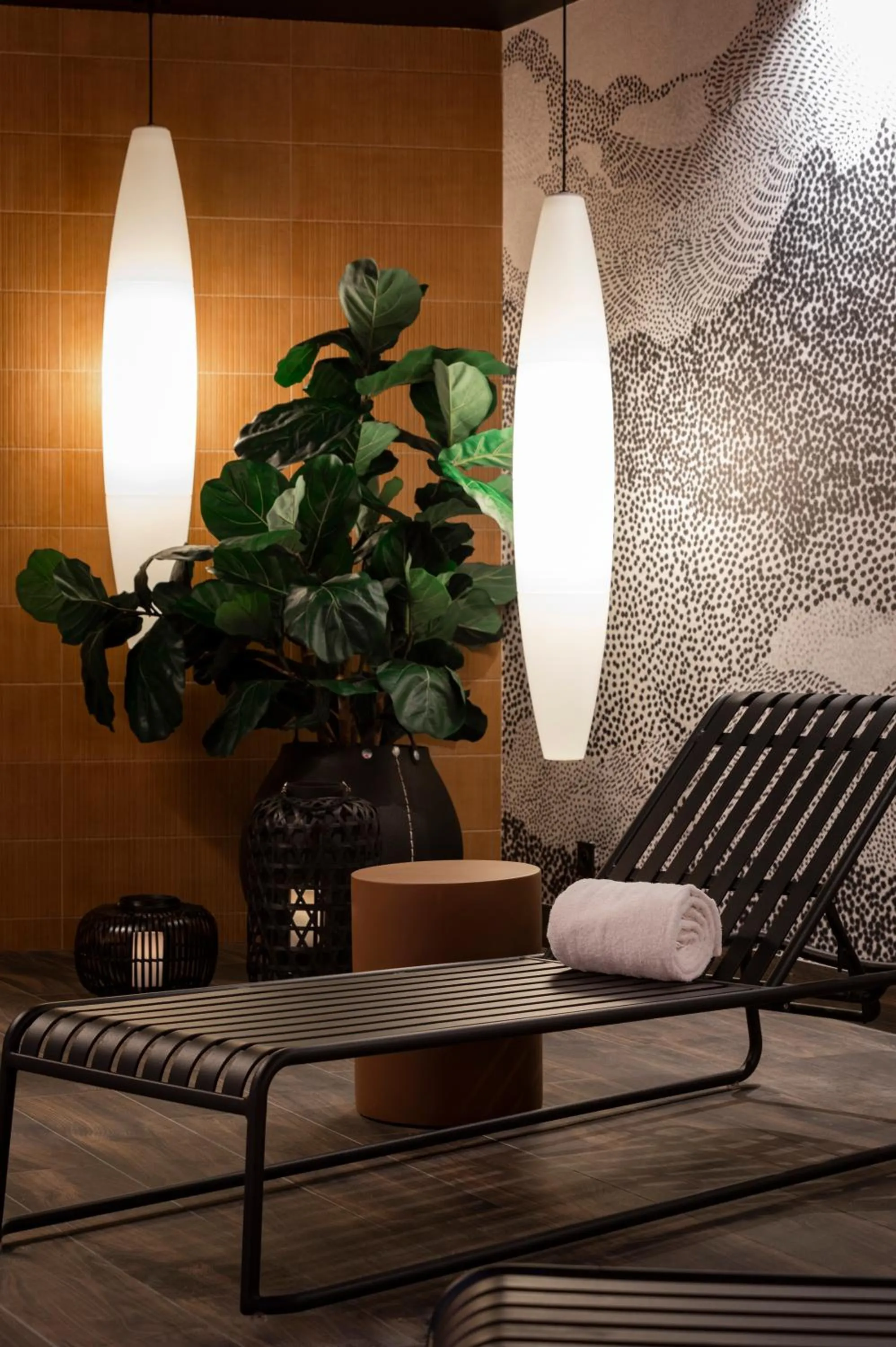 Swimming pool in Hôtel & Spa Oceania Le Conti