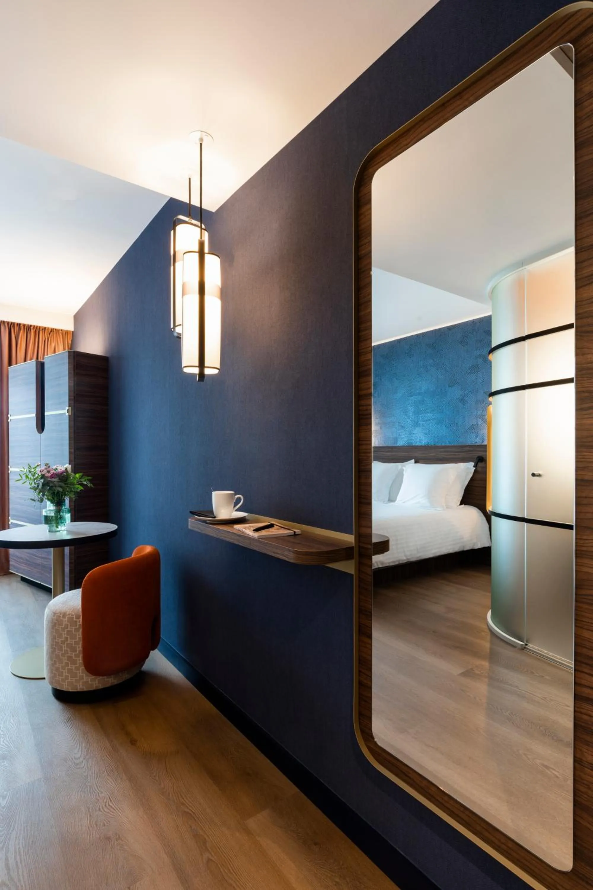 Bedroom, Bed in Hôtel & Spa Oceania Le Conti