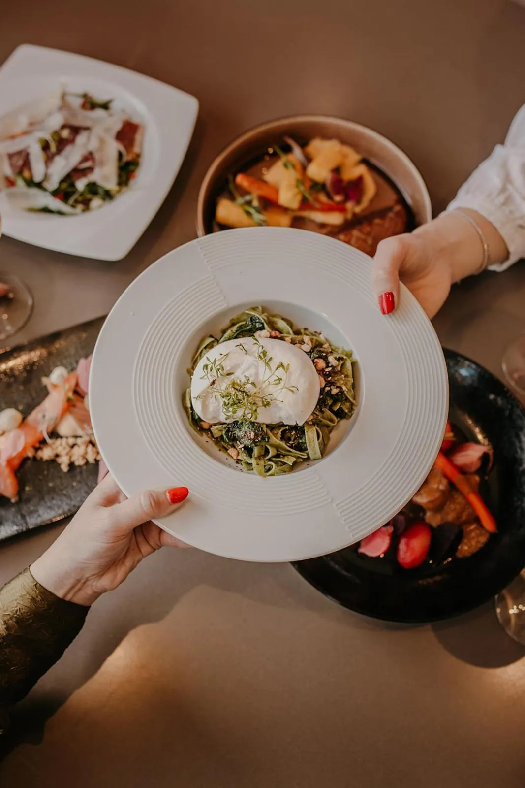 Restaurant/places to eat in Escale Oceania Brest