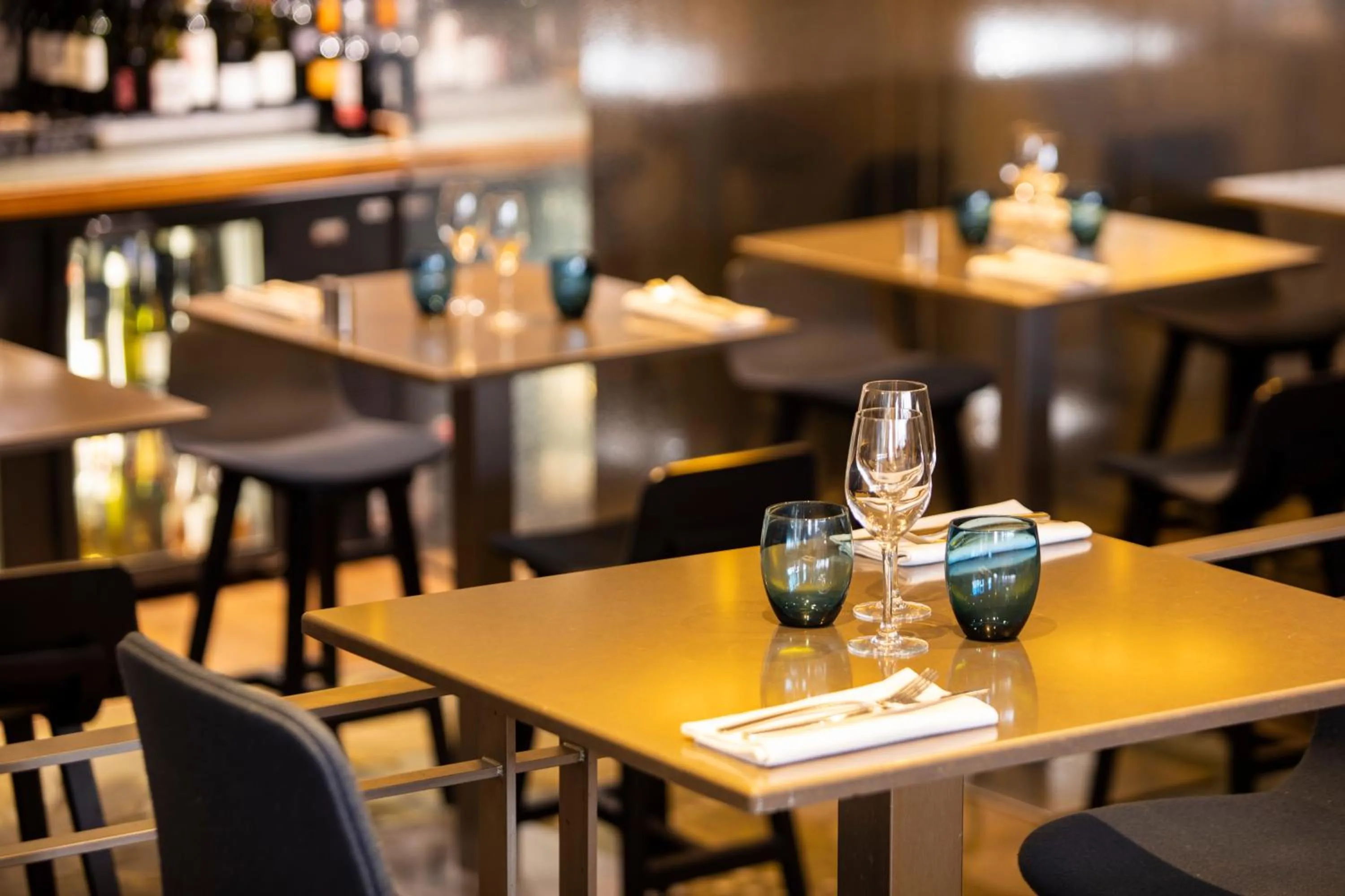 Restaurant/places to eat in Hôtel Oceania Brest