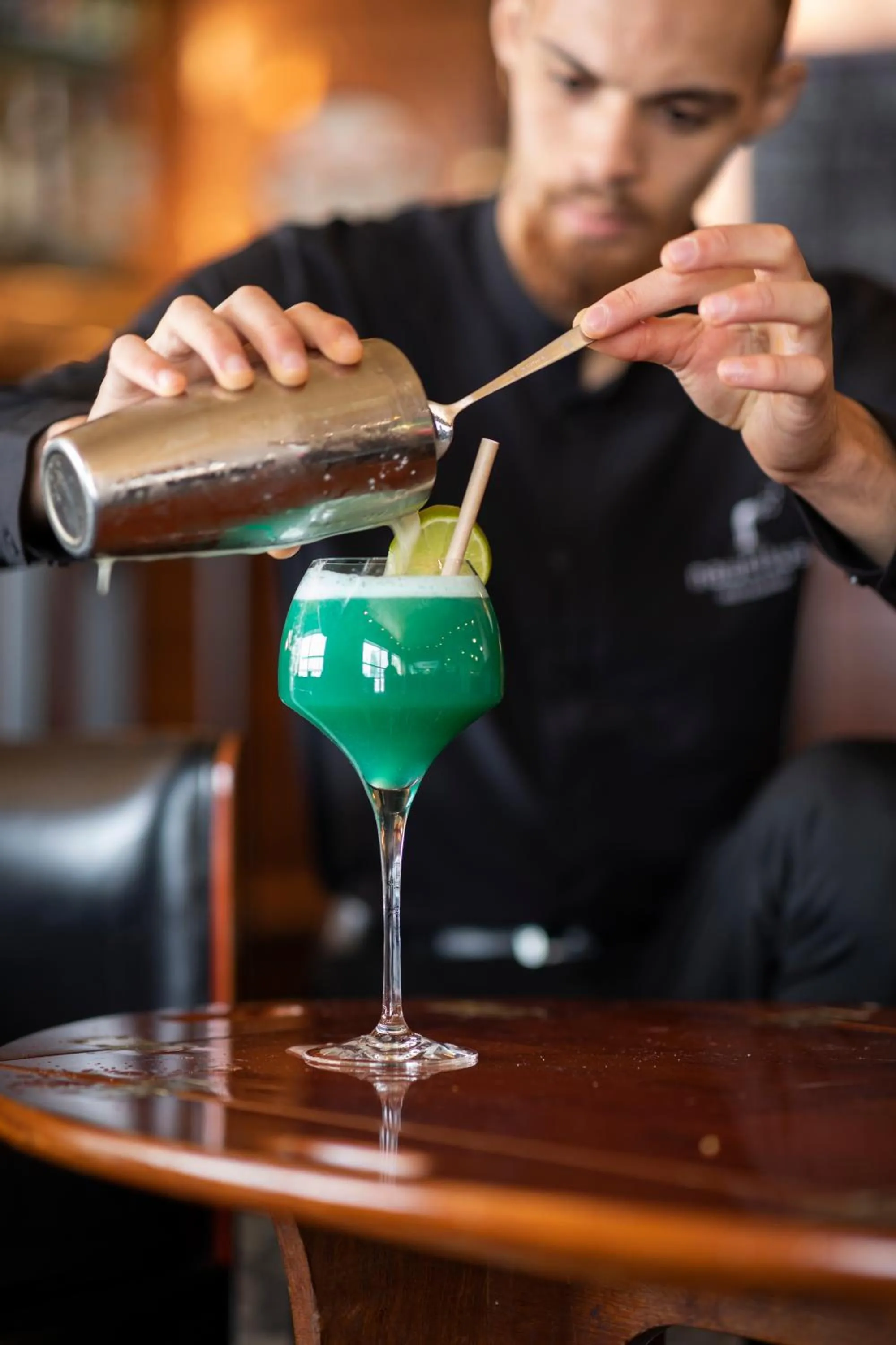 Lounge or bar in Hôtel Oceania Brest