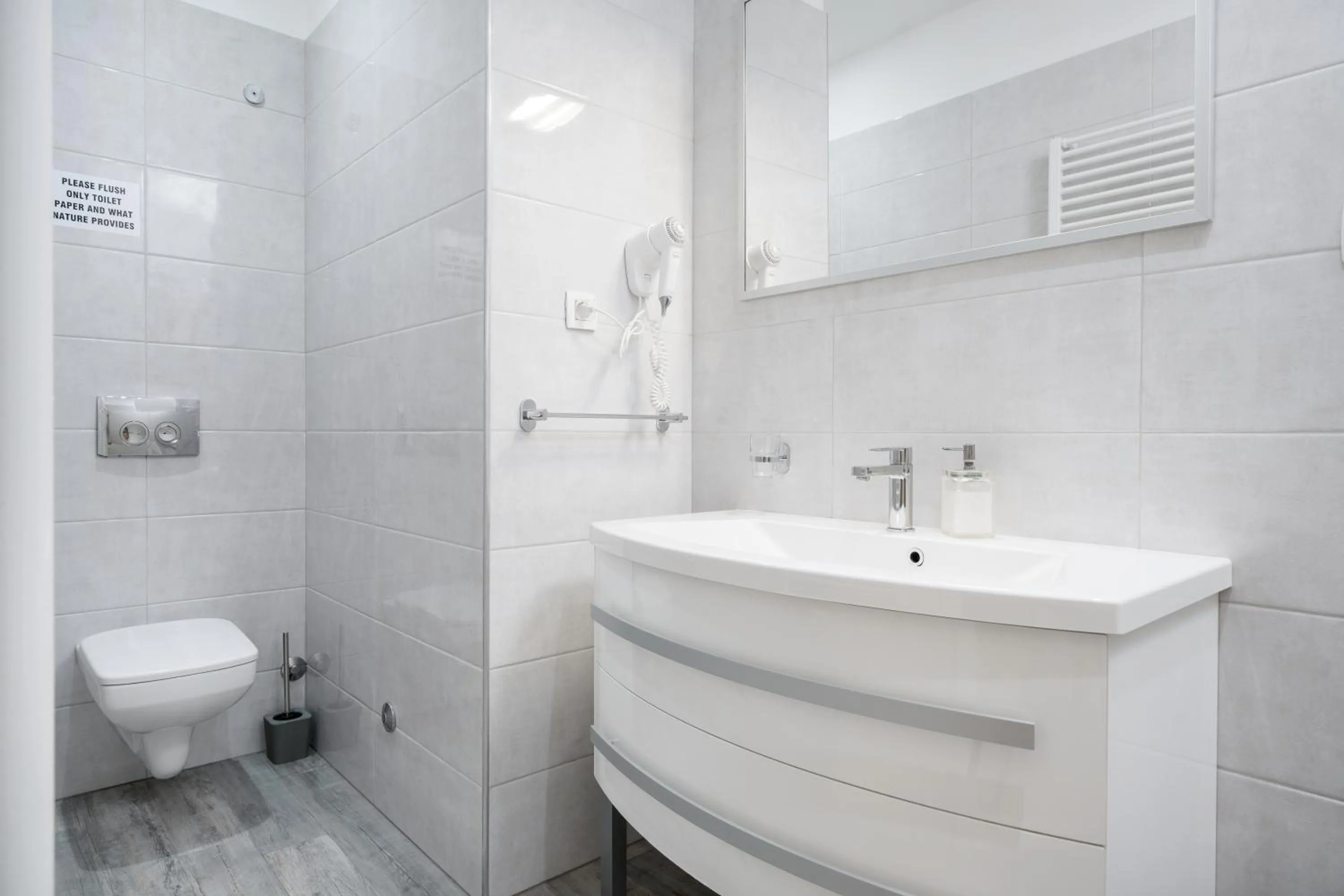 Luxury Rooms Floramye