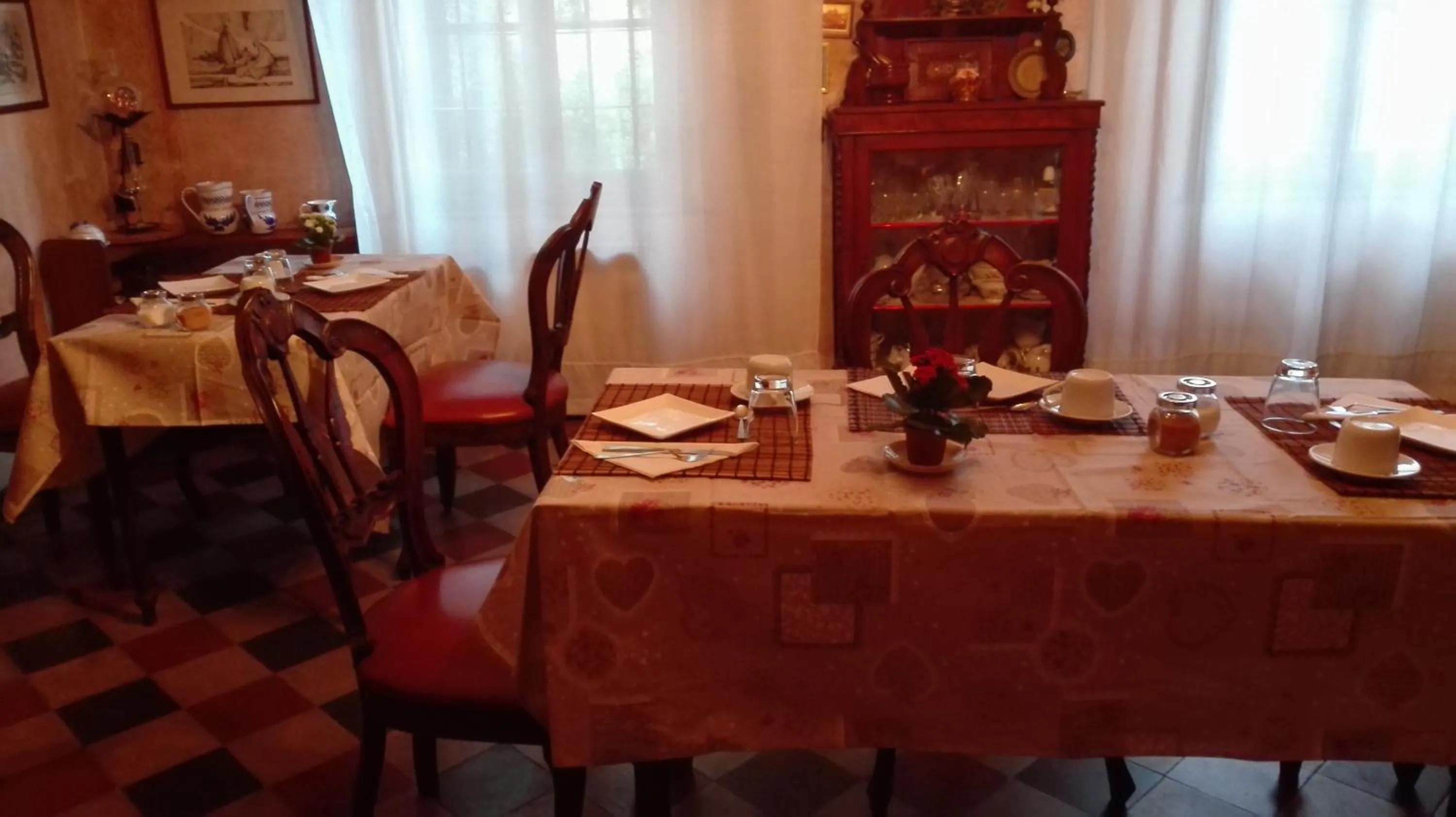 Communal lounge/ TV room in B&B da Miriam