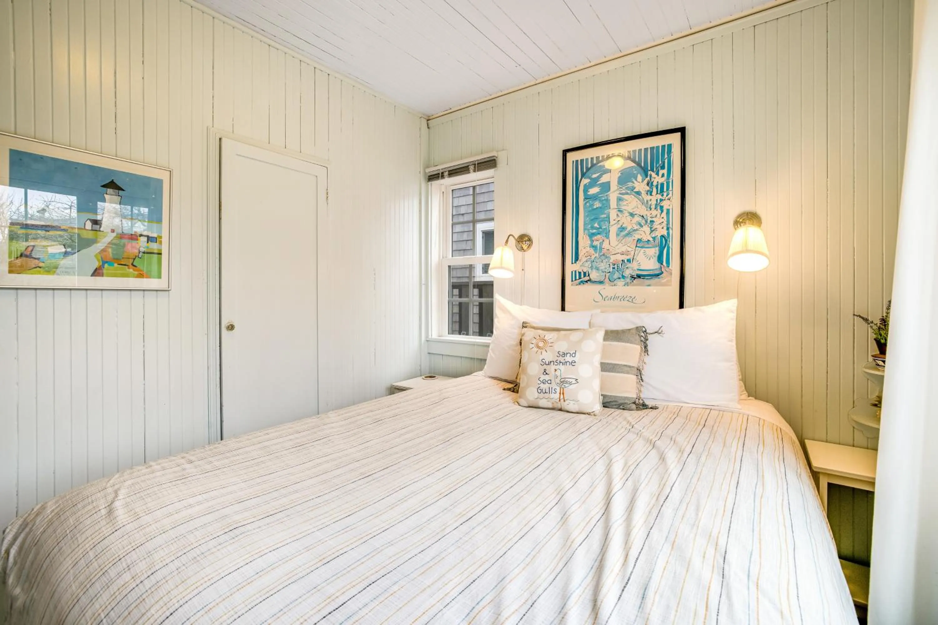 Bed in Salt Water Cottage