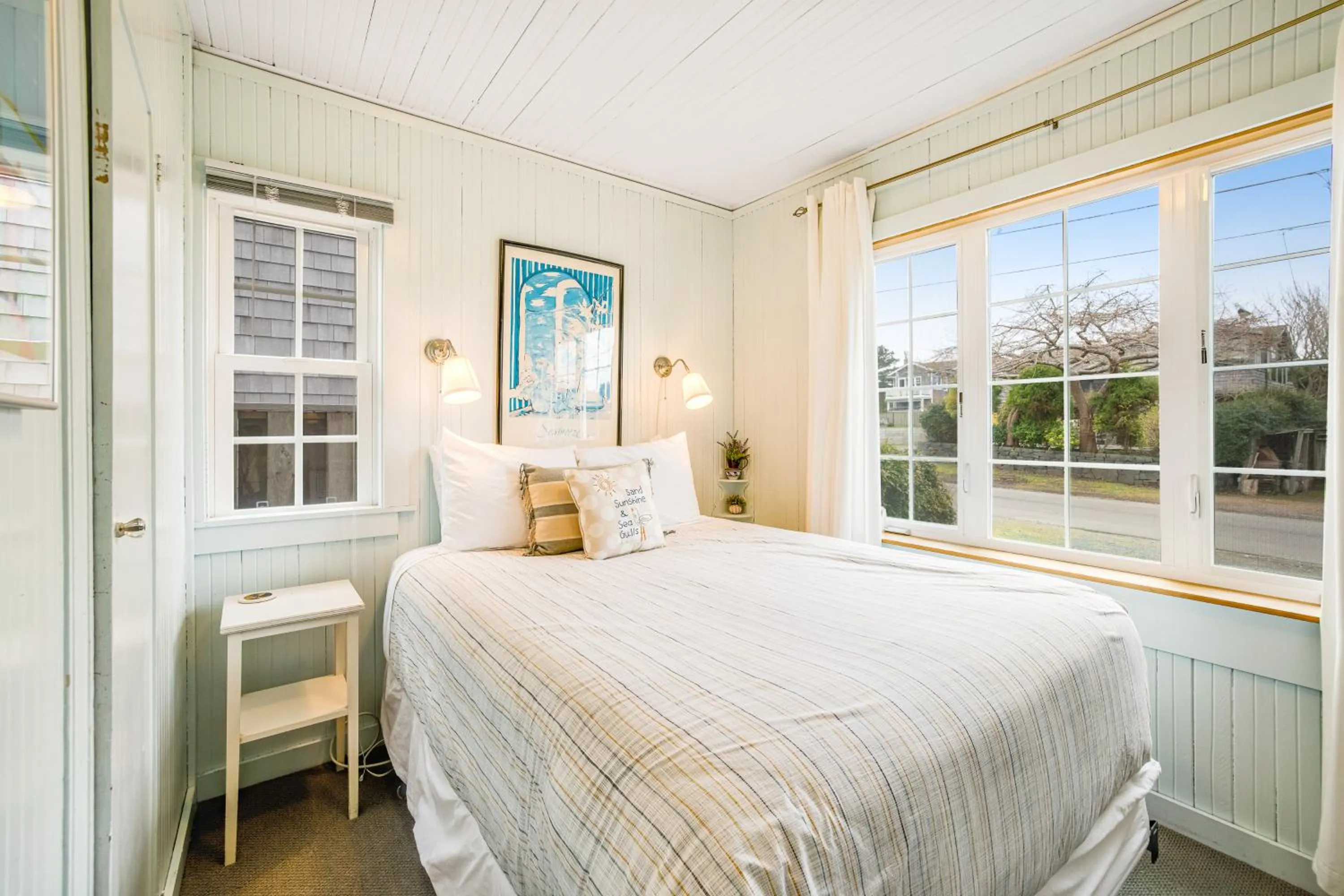 Bed in Salt Water Cottage