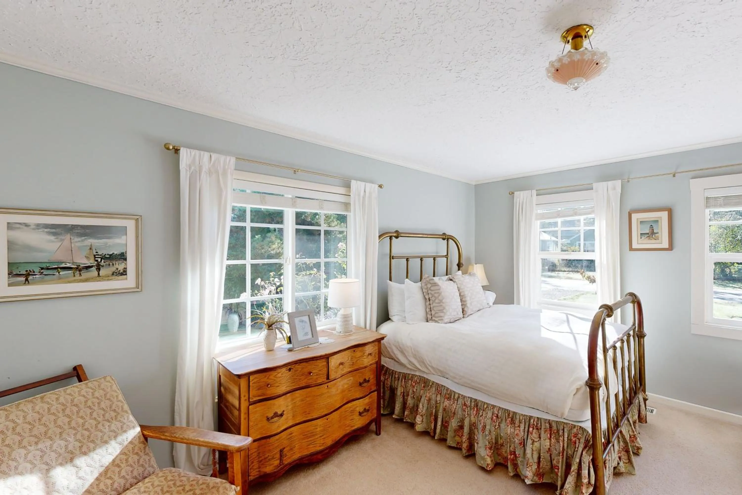 Bed in Seventh Street Cottage