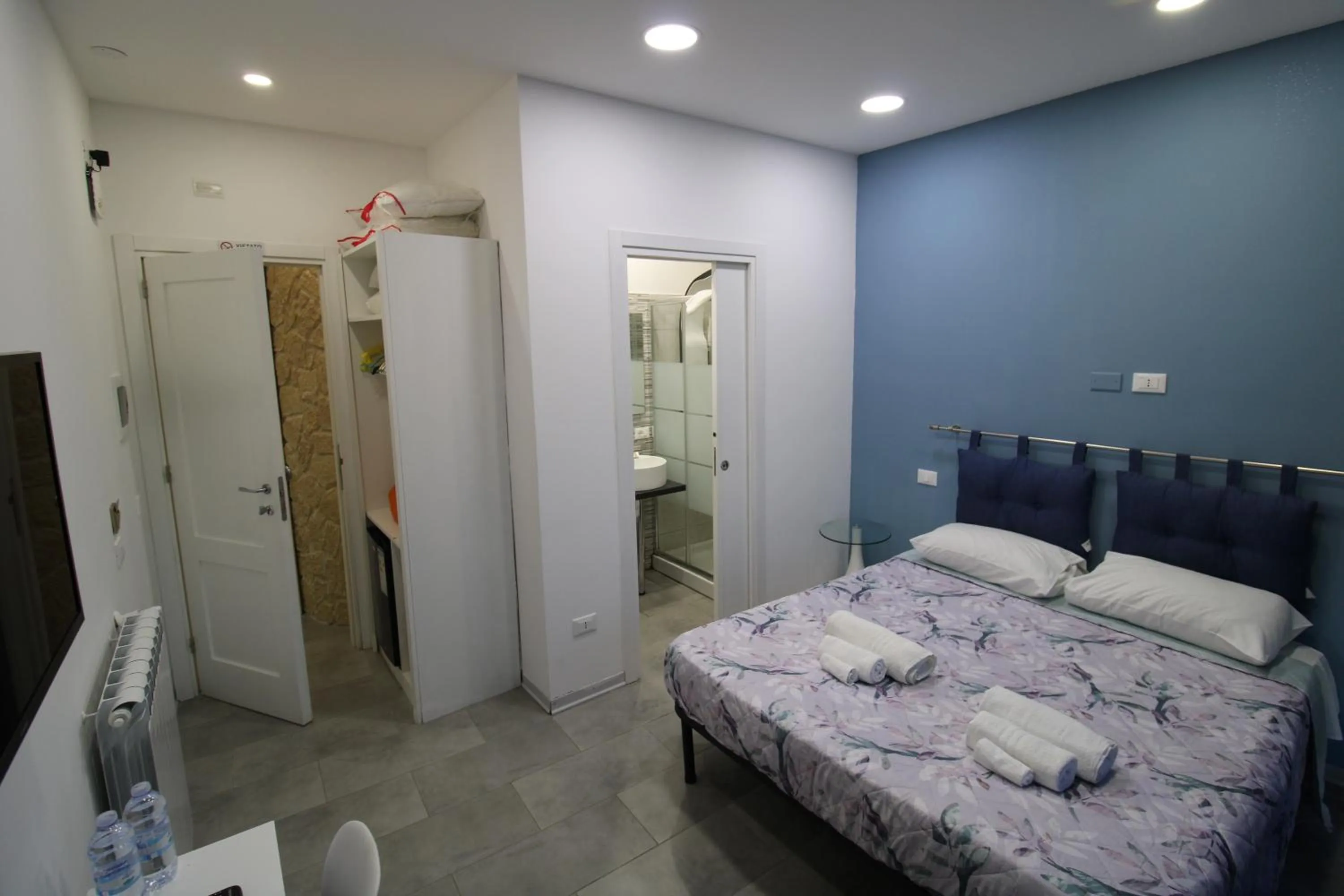 Bed in Ri.Mo's Rent Room