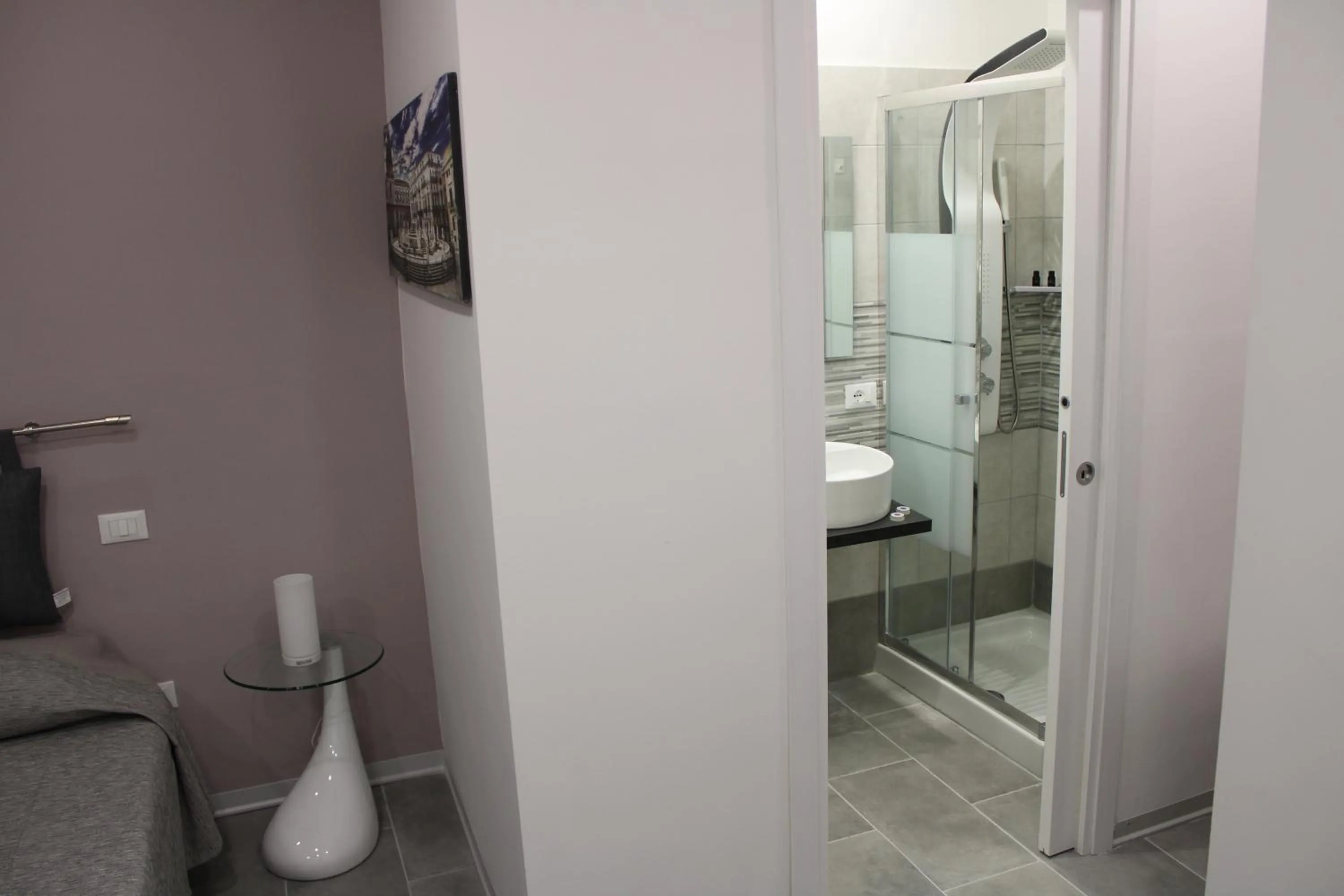 Shower in Ri.Mo's Rent Room