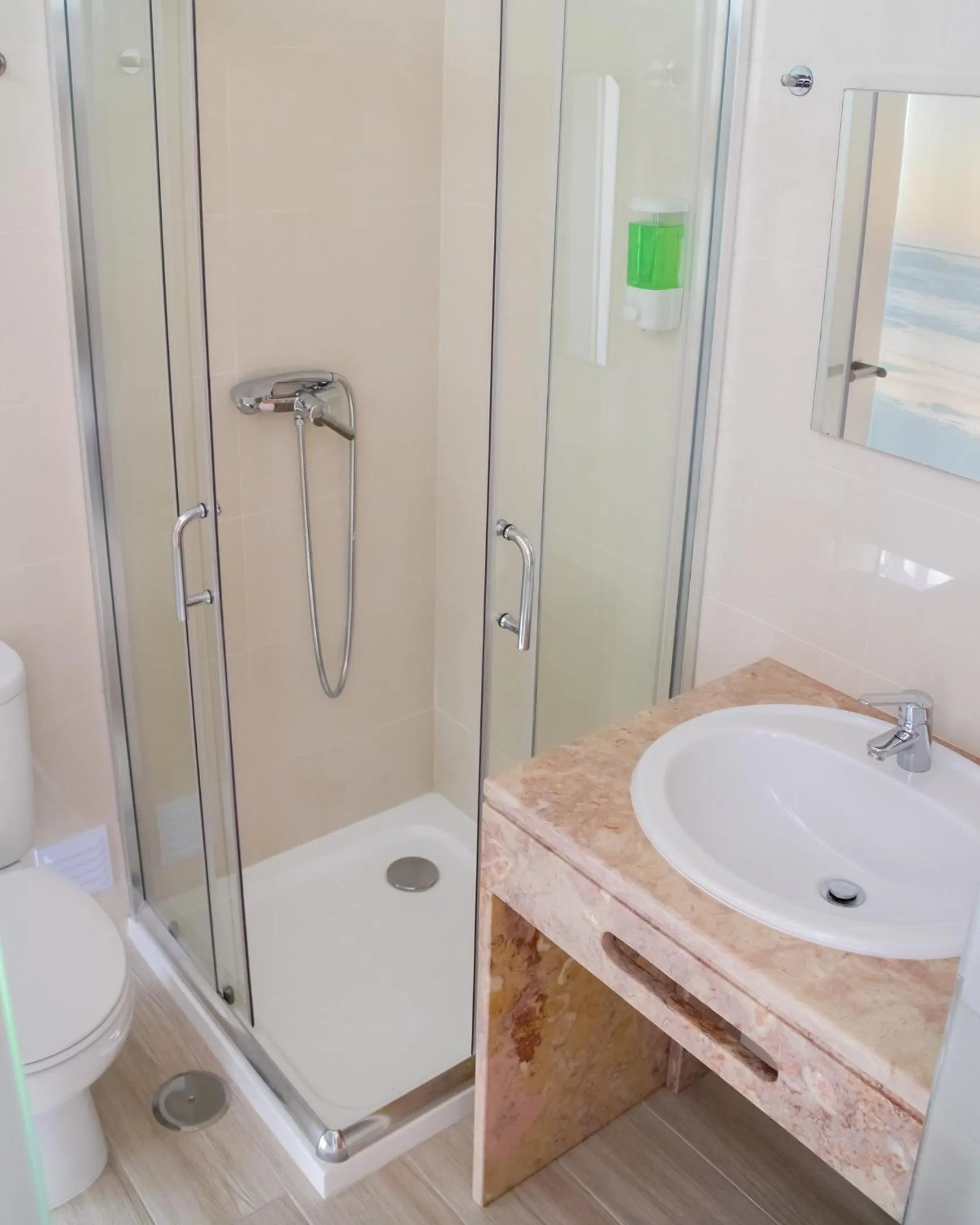 Shower in Gabana Baleal Beach