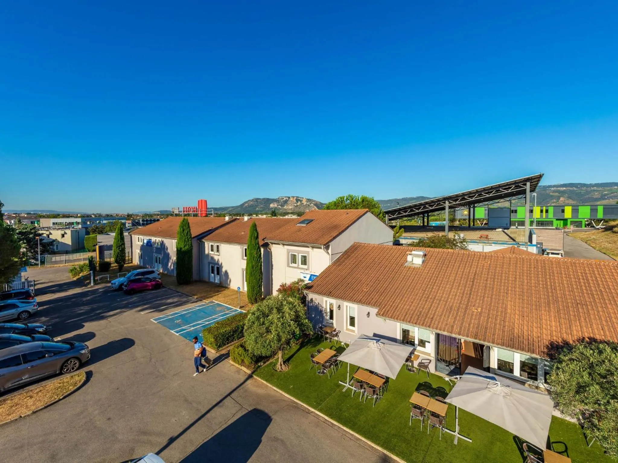 Facade/entrance in Noemys Valence Nord - hotel restaurant