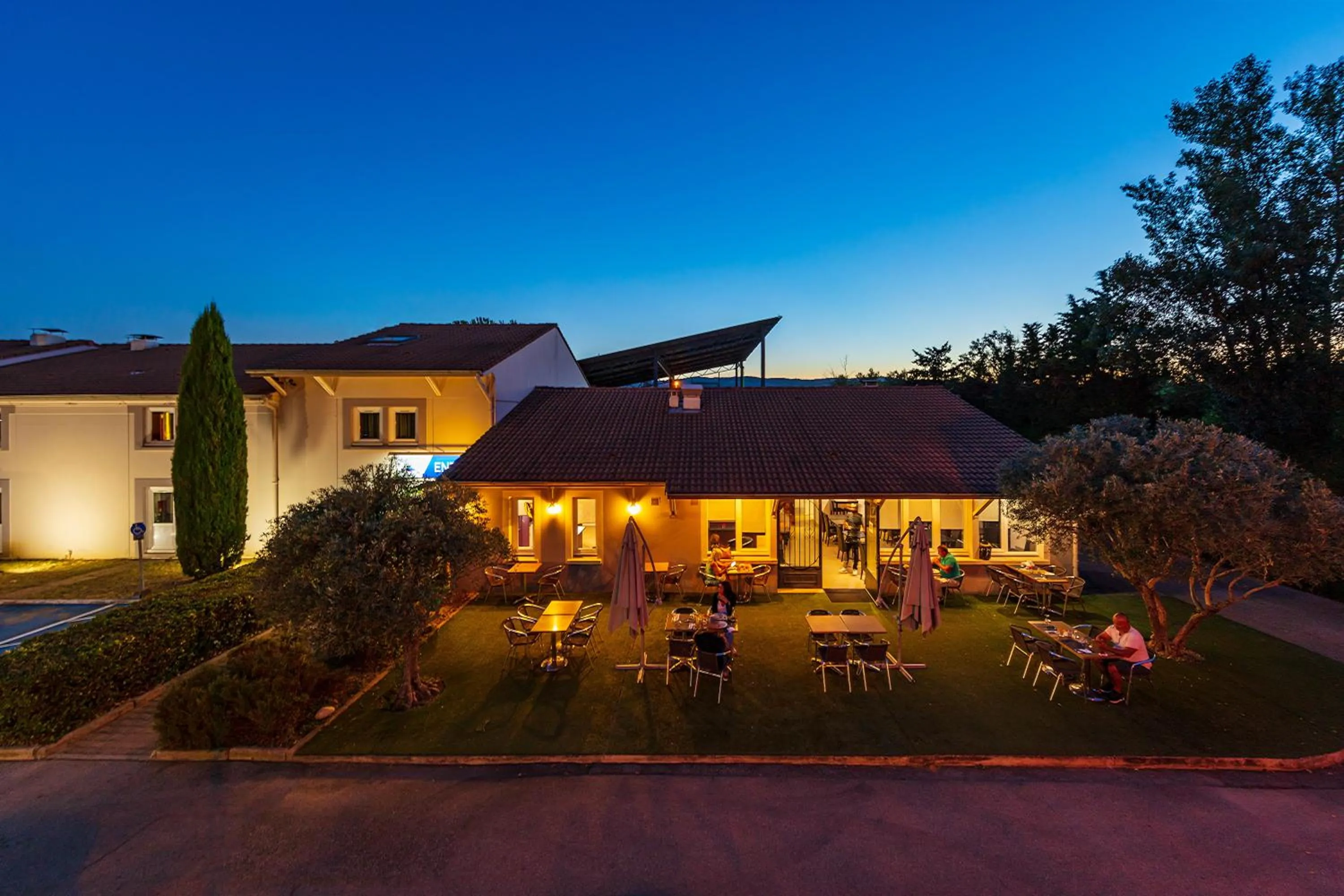 Property building in Noemys Valence Nord - hotel restaurant