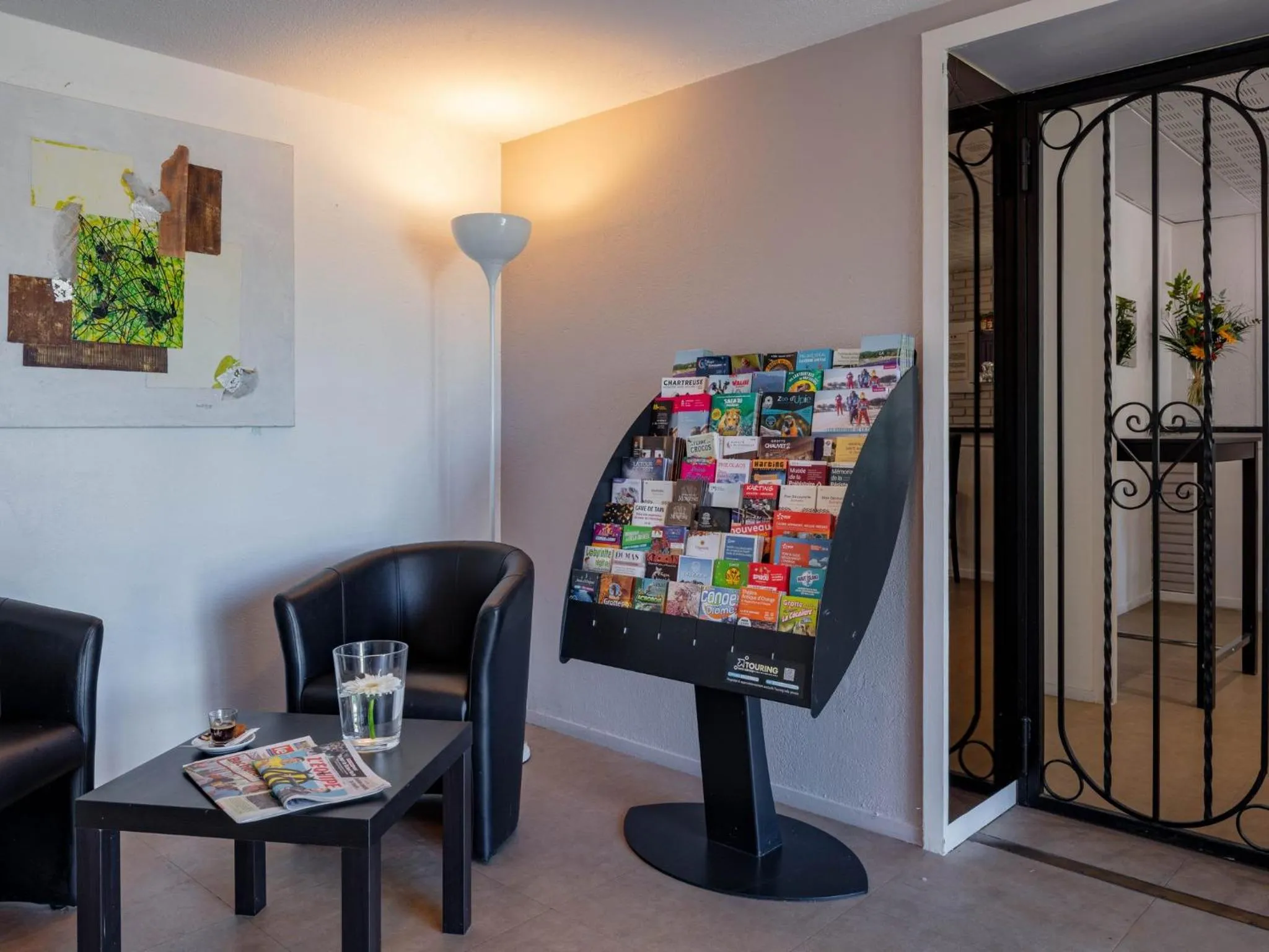 Lobby or reception in Noemys Valence Nord - hotel restaurant