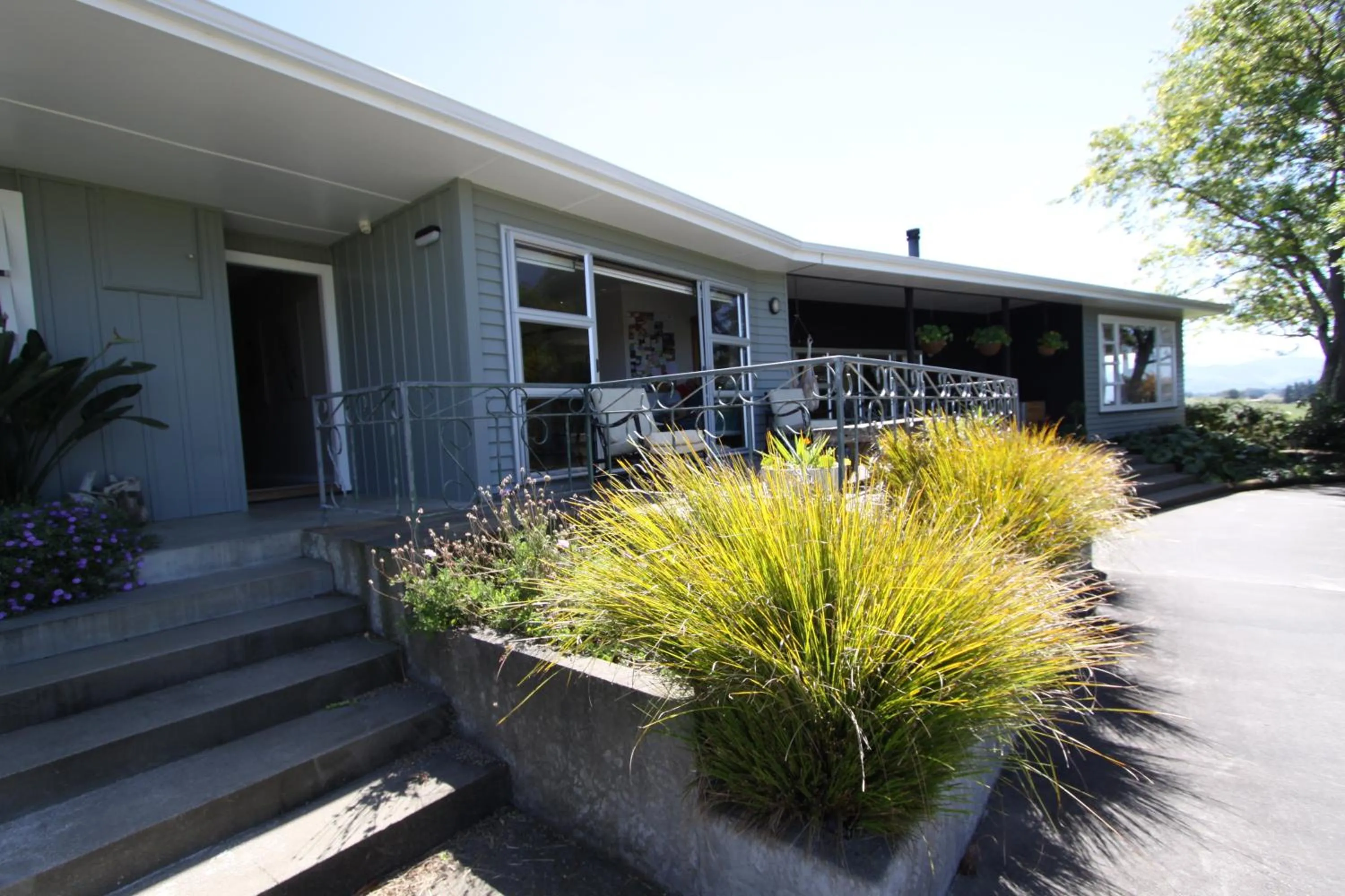 Property building in Languor B&B