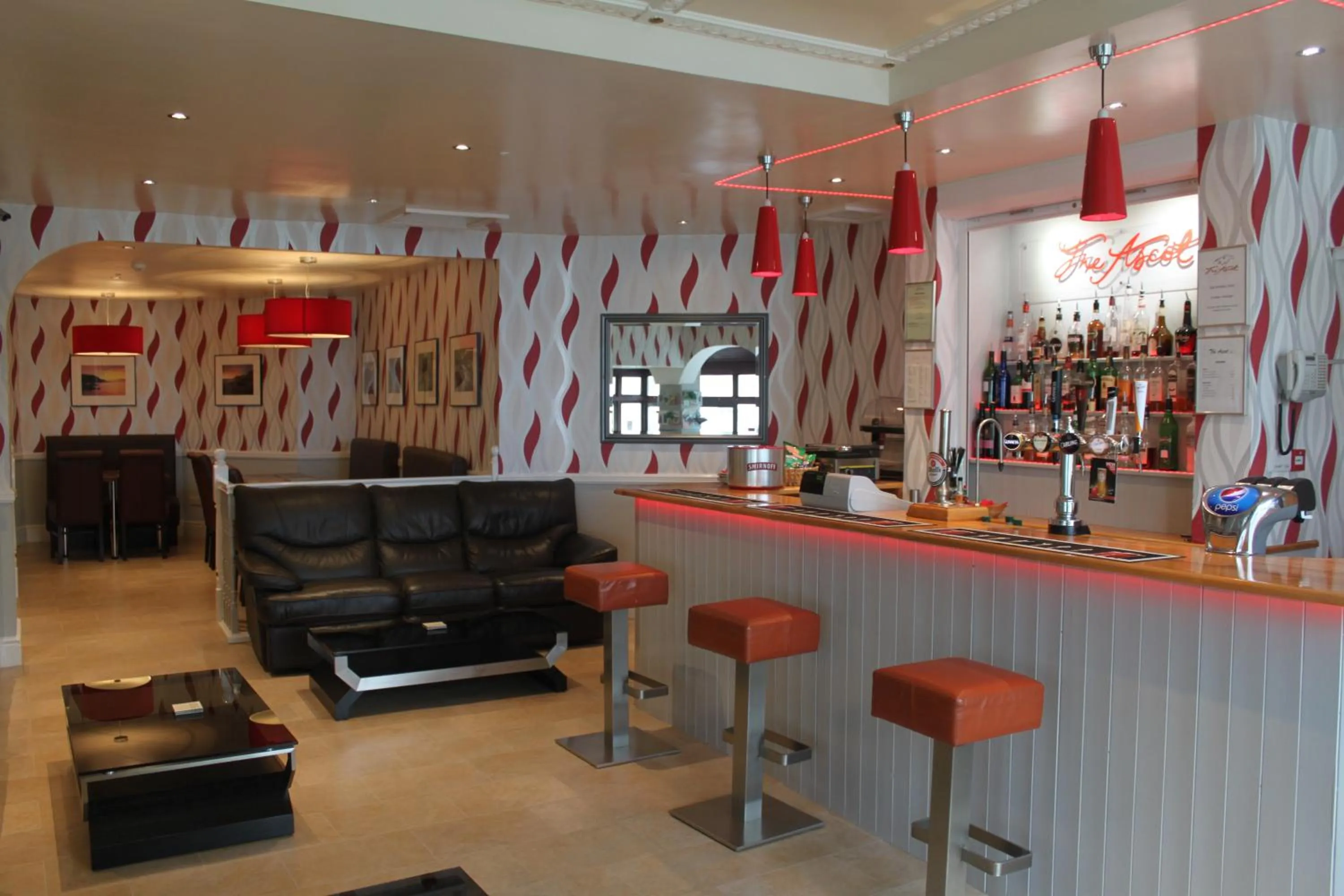 Lounge or bar in Ascot Hotel