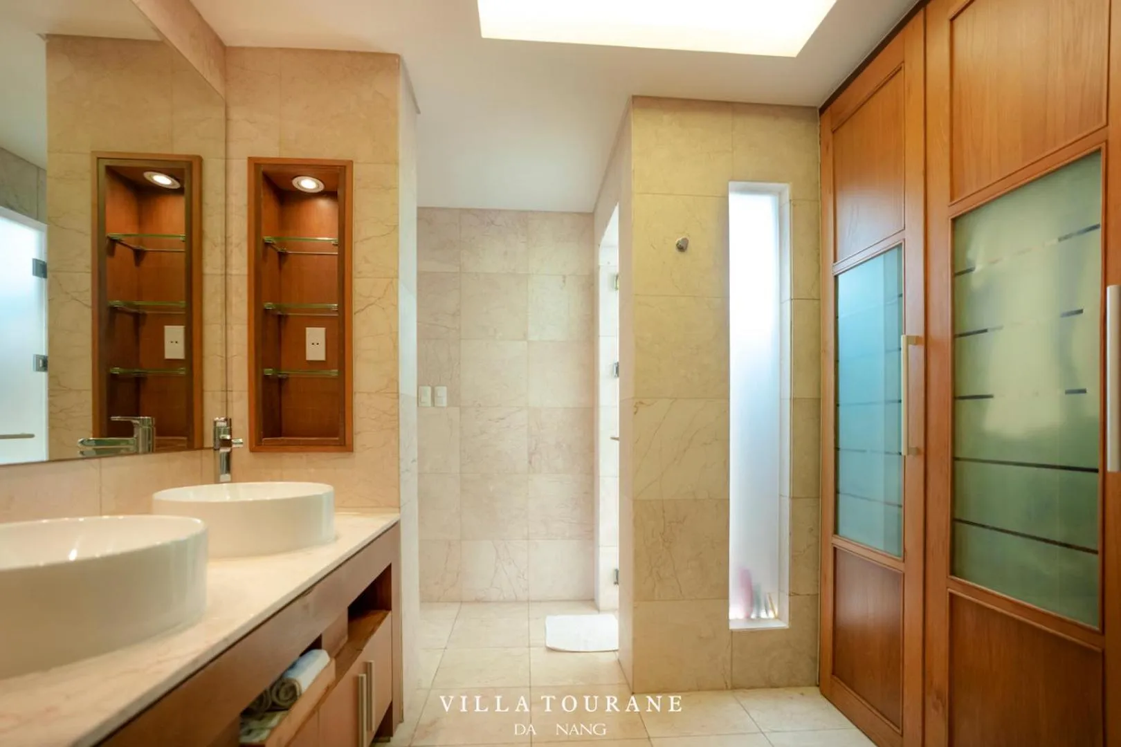 Bathroom in Villa Tourane