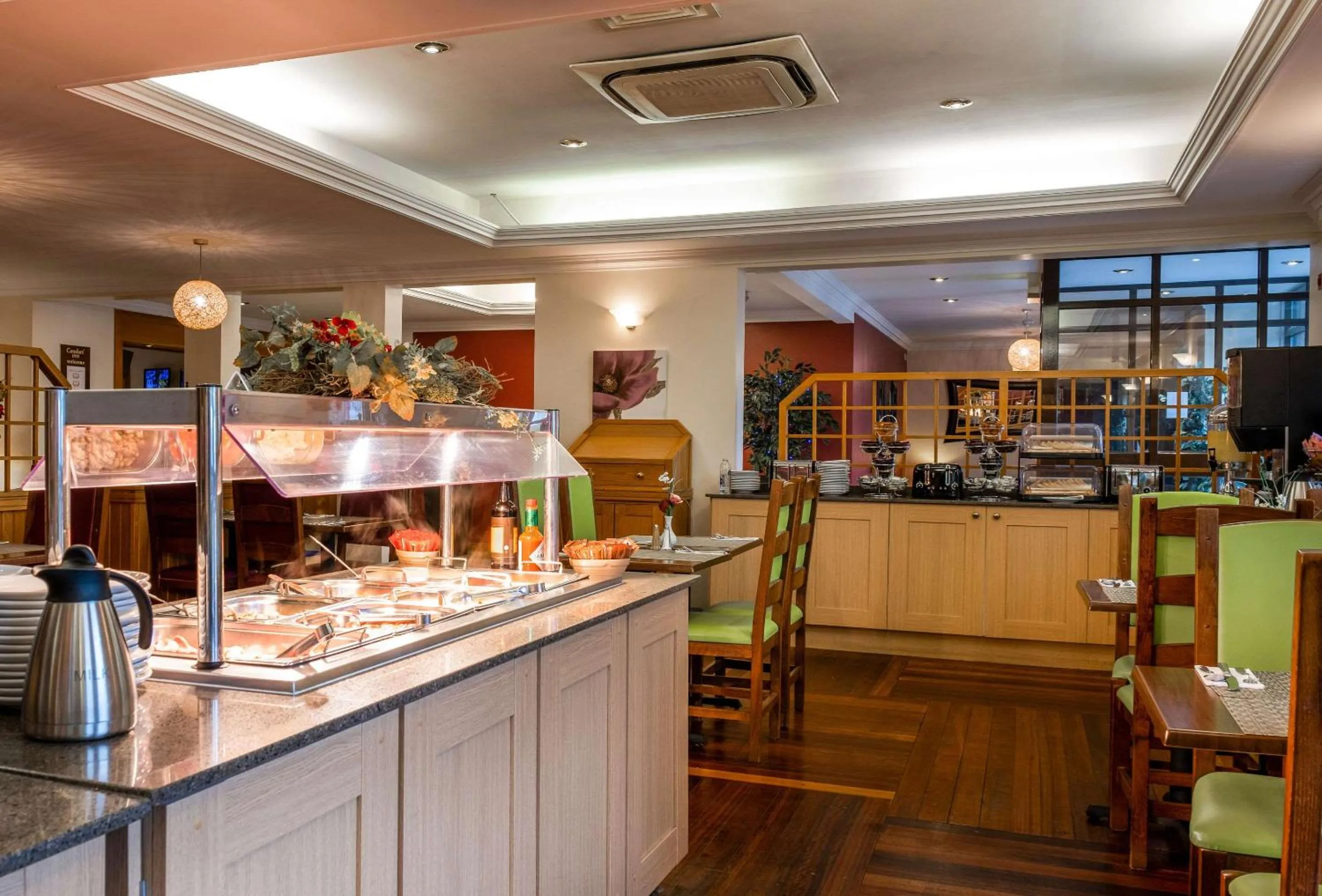 Restaurant/places to eat in Comfort Inn Arundel