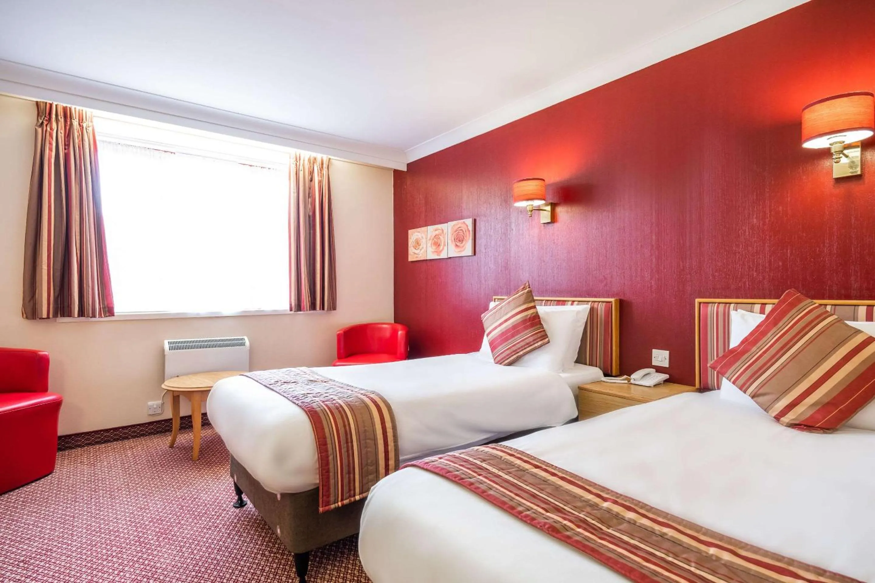 Photo of the whole room, Bed in Comfort Inn Arundel