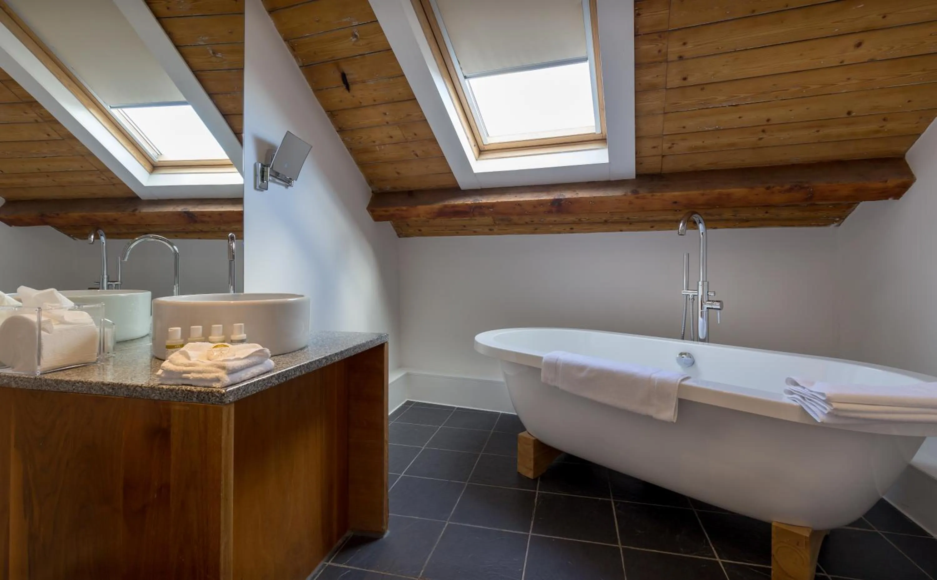 Bathroom in Hope Street Hotel