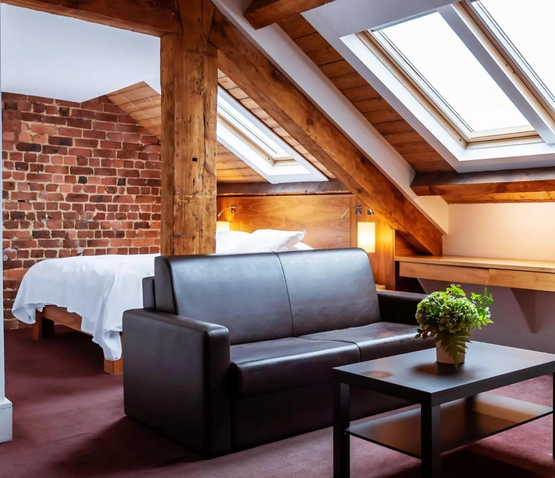 Bedroom in Hope Street Hotel