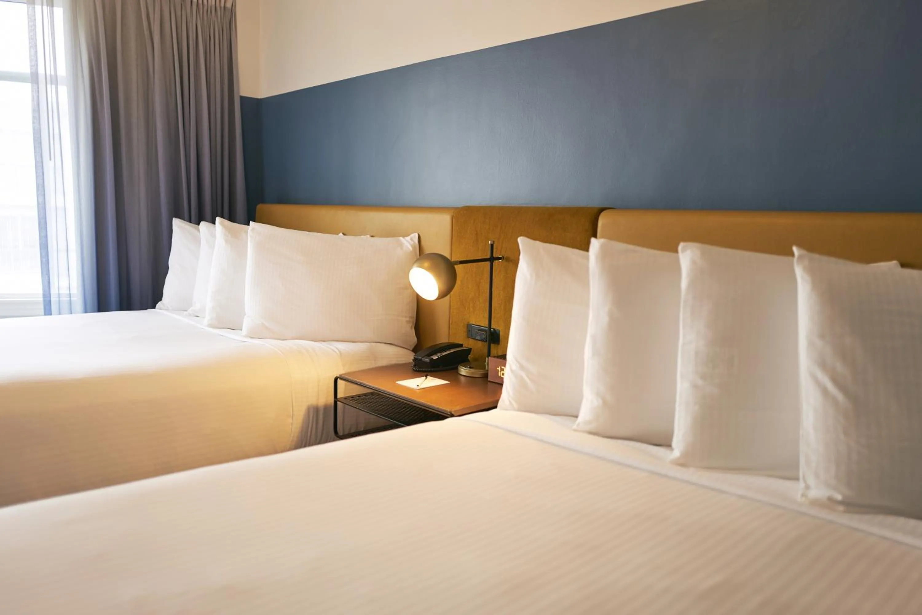 Bed in Hotel Vertigo