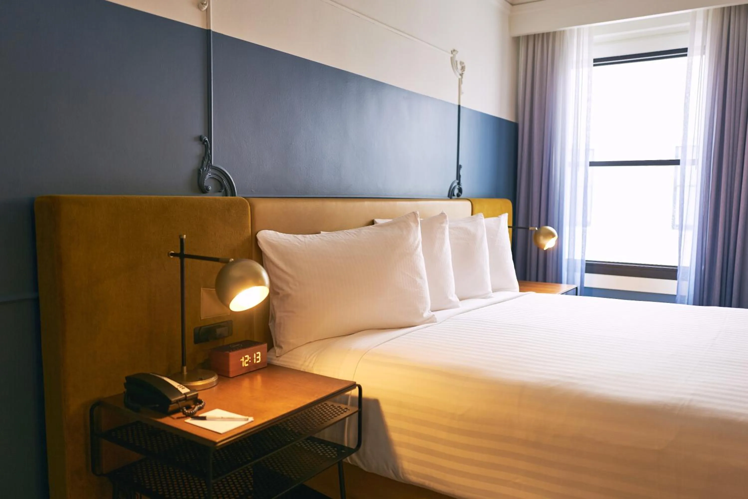 Bed in Hotel Vertigo