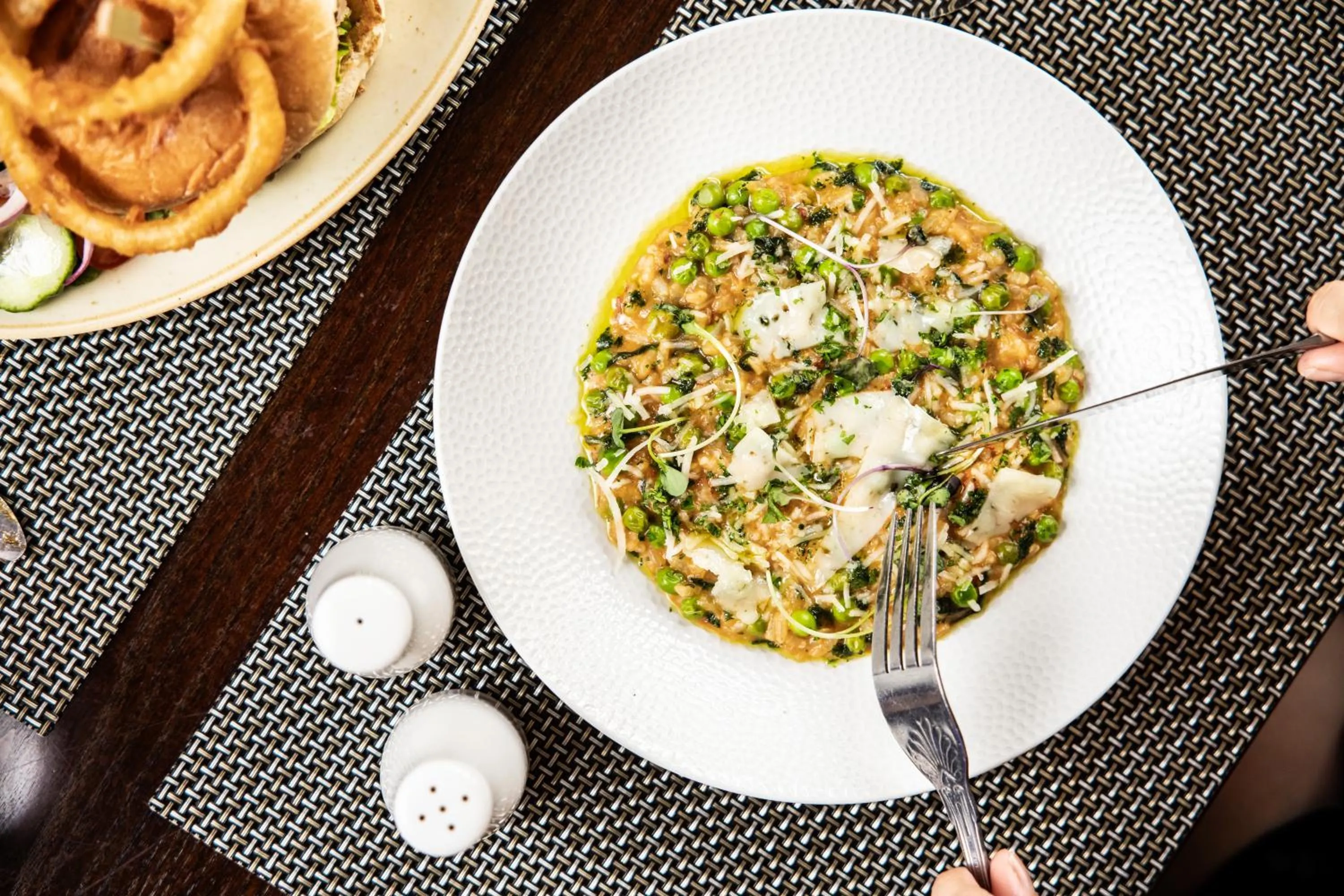 Restaurant/places to eat in Best Western Royal Hotel