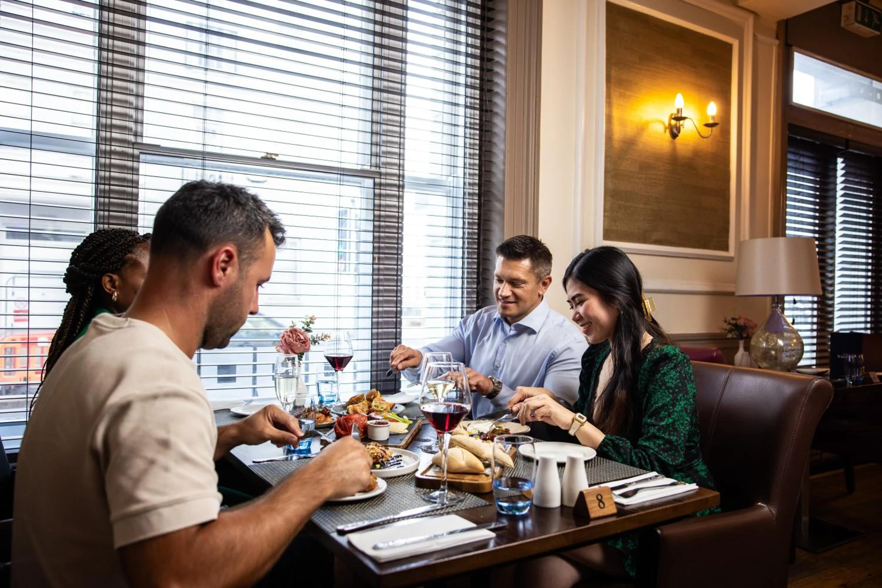 Restaurant/places to eat in Best Western Royal Hotel