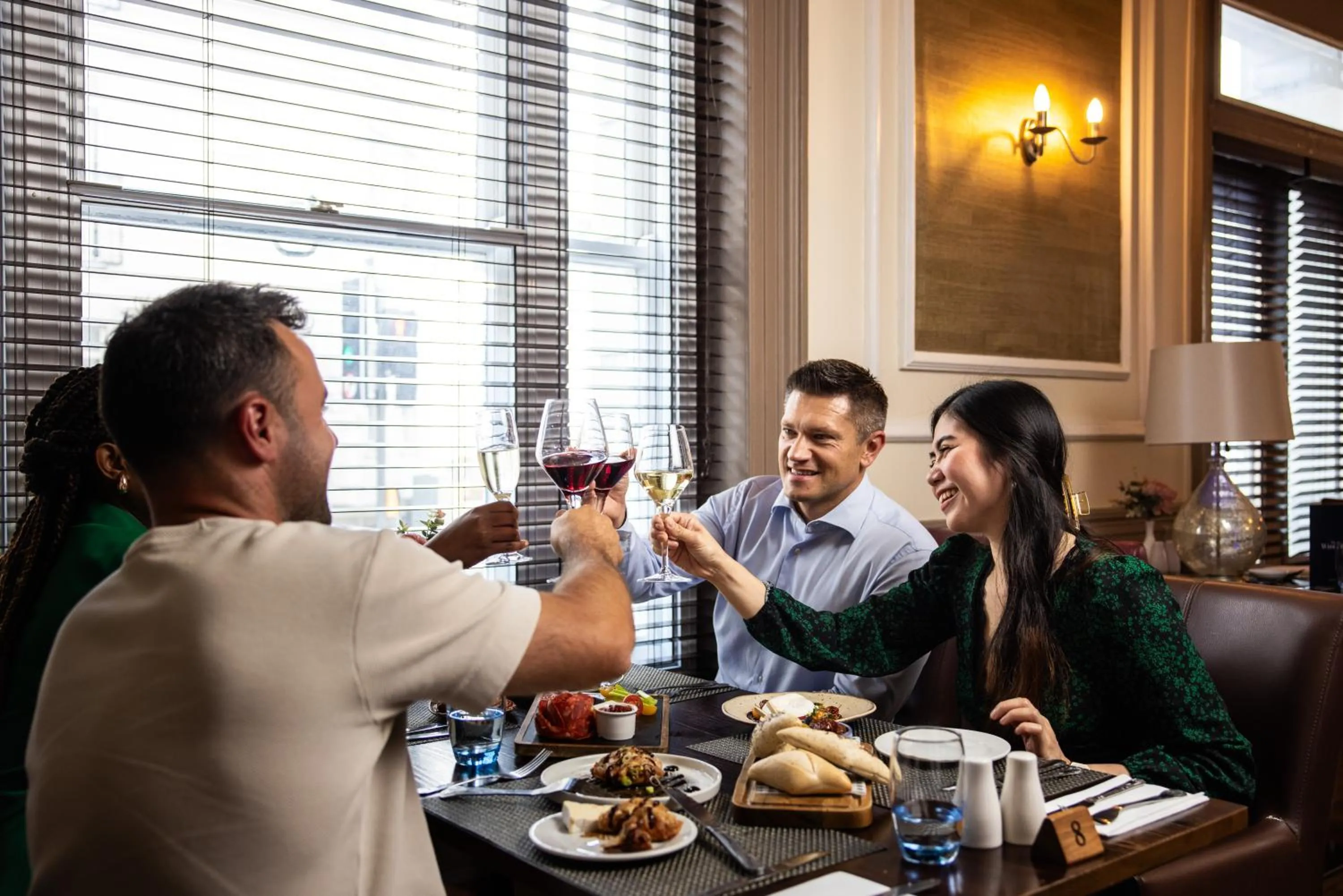 Restaurant/places to eat in Best Western Royal Hotel