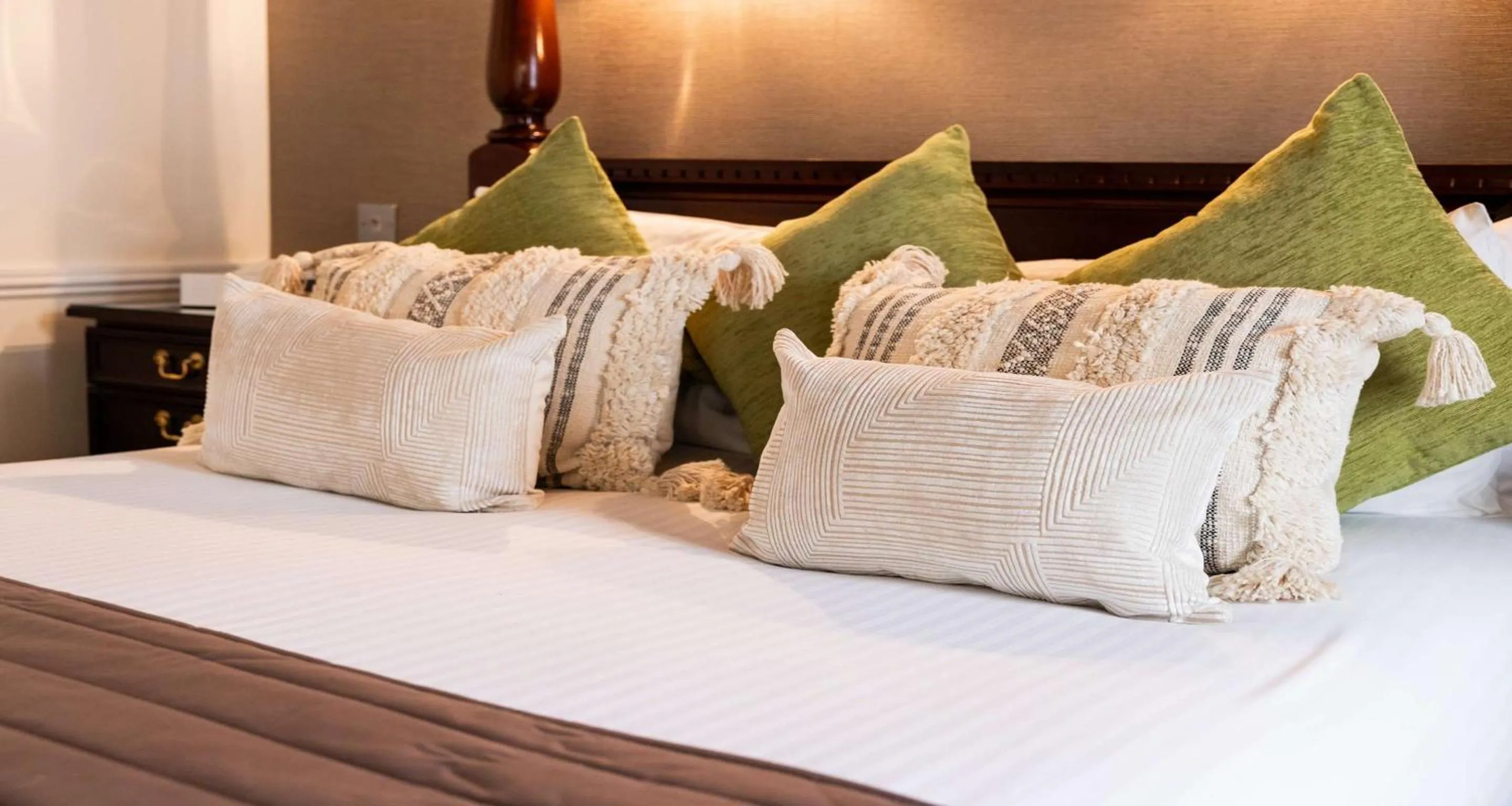 Bedroom, Bed in Best Western Royal Hotel