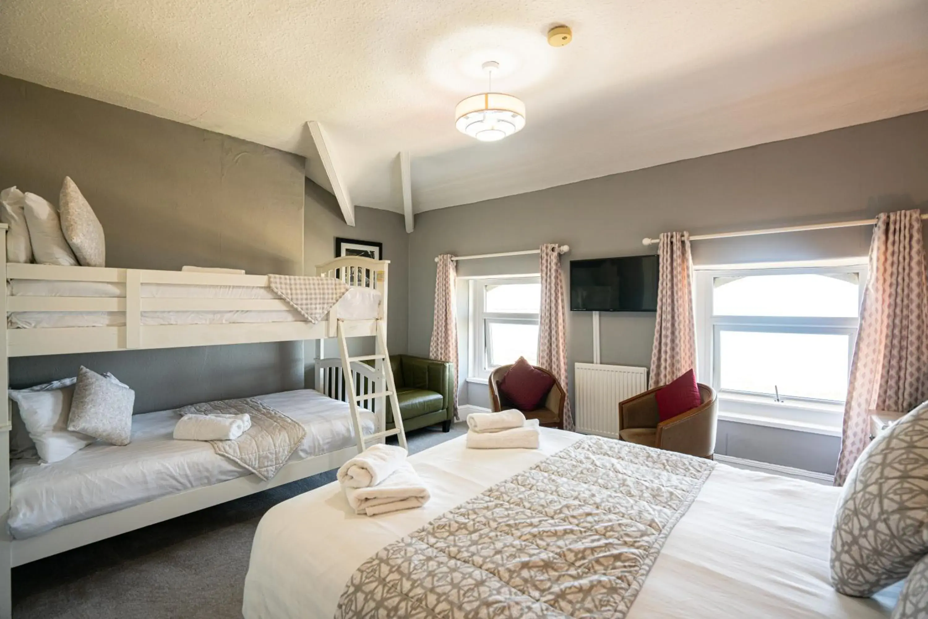 Deluxe Family Room in The Central Hotel Deluxe Family Room in The Central Hotel