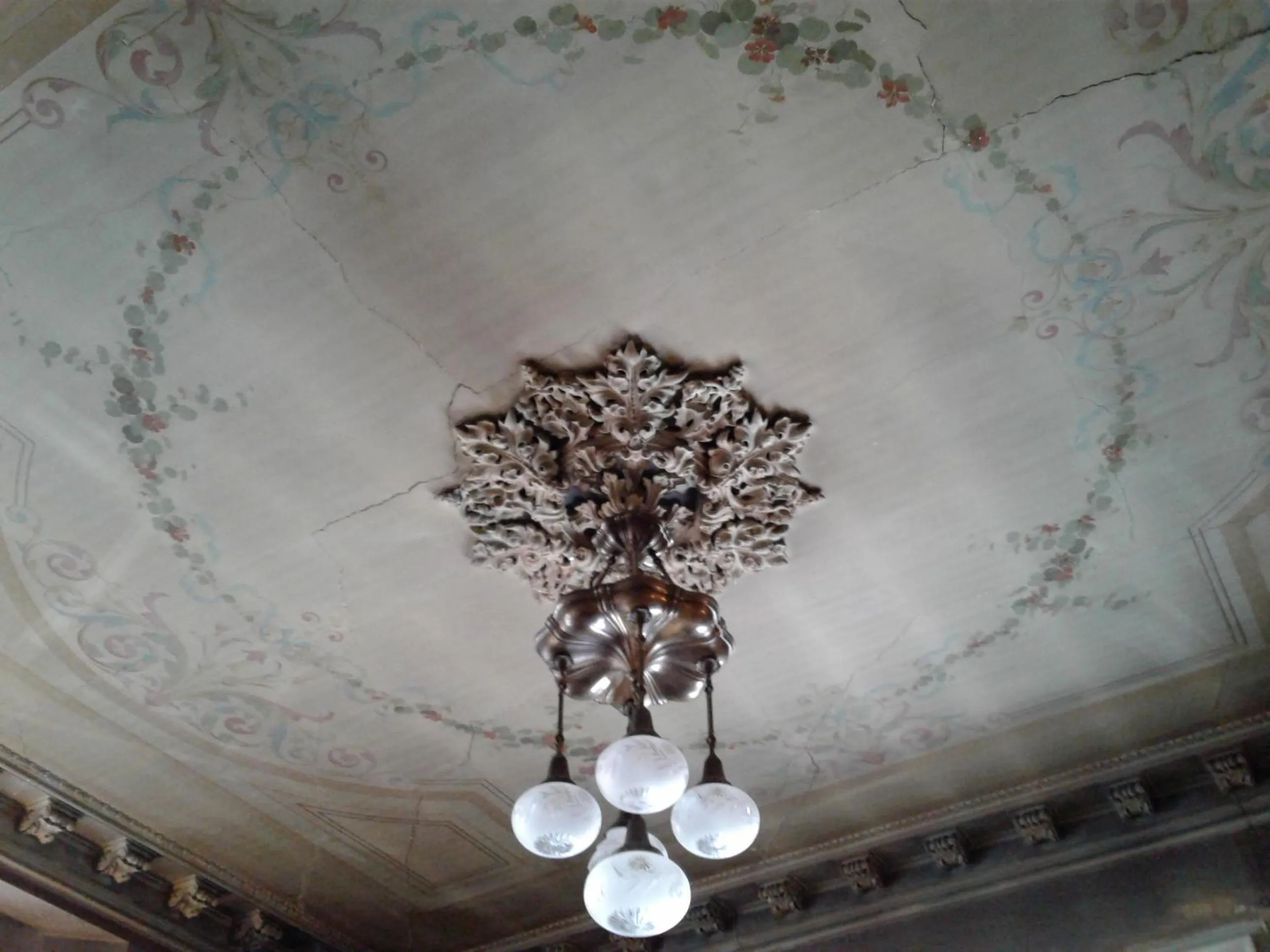 Property building in Proctor Mansion Inn