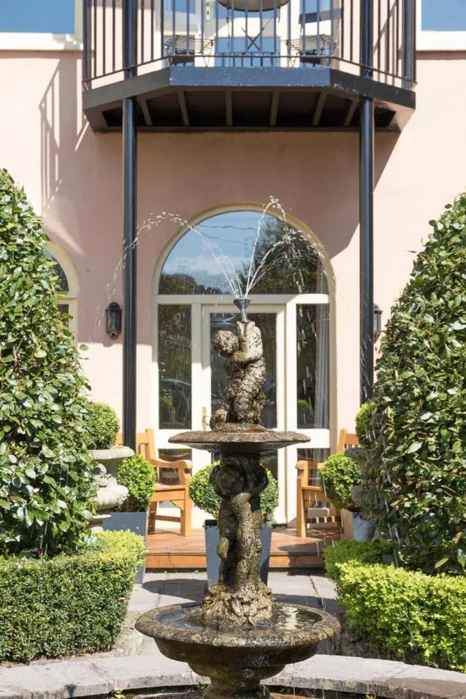 Property building in Perryville House