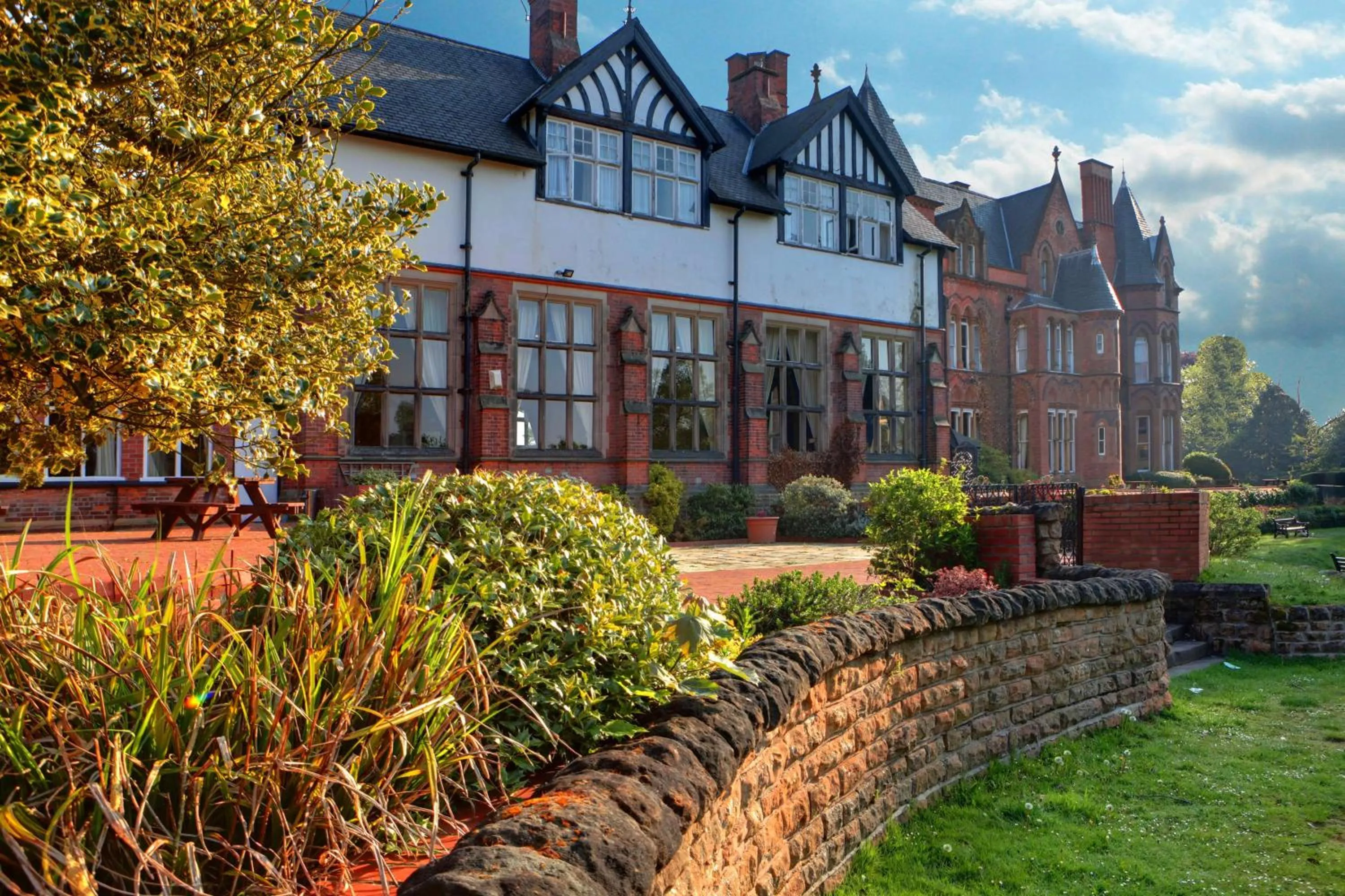 Property building in Bestwood Lodge Hotel
