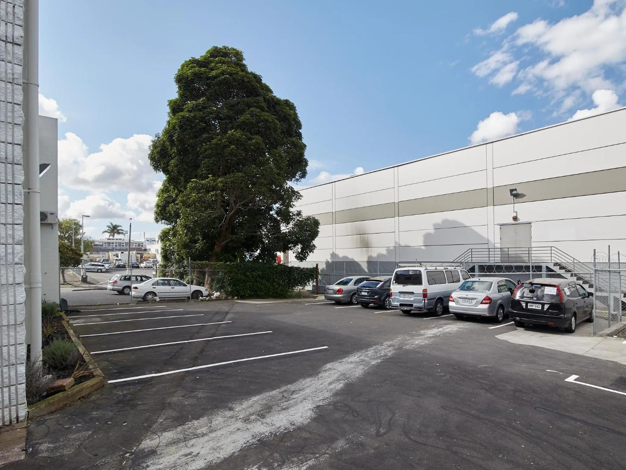 Property building in Three Palms Lodge