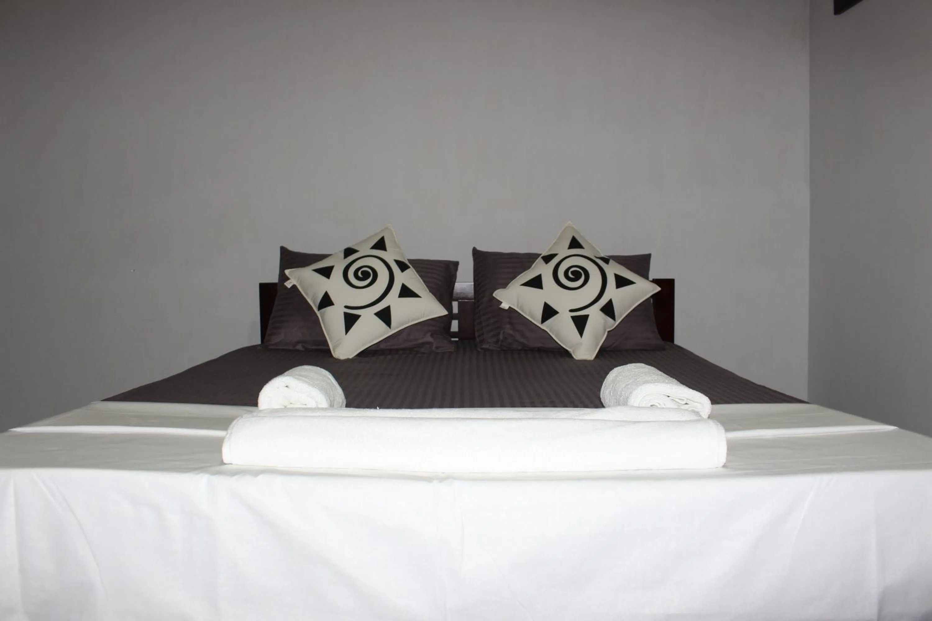 Bed in e-stay Hanthana Kandy