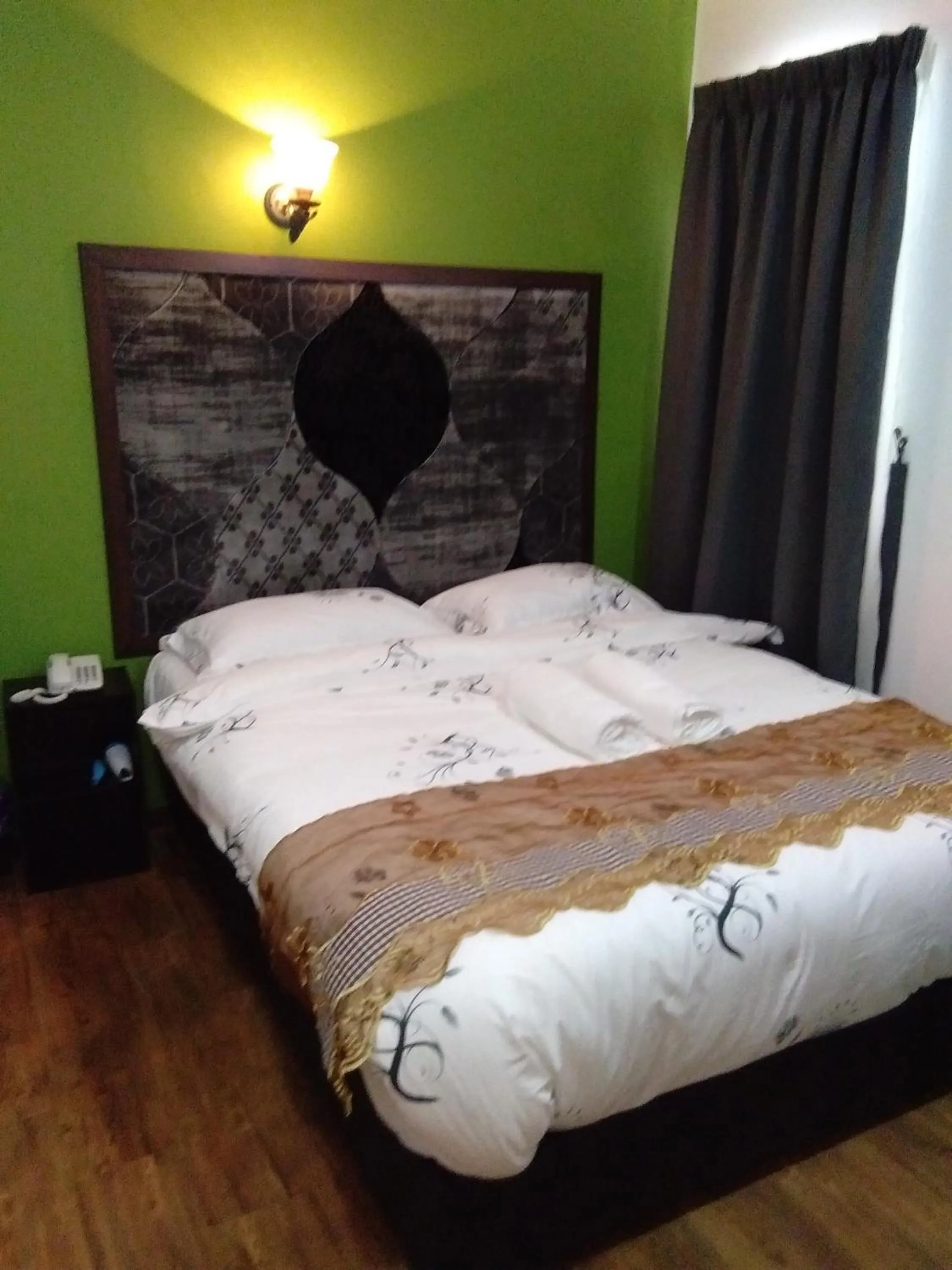 Bedroom, Bed in De Grand Boutique Hotel