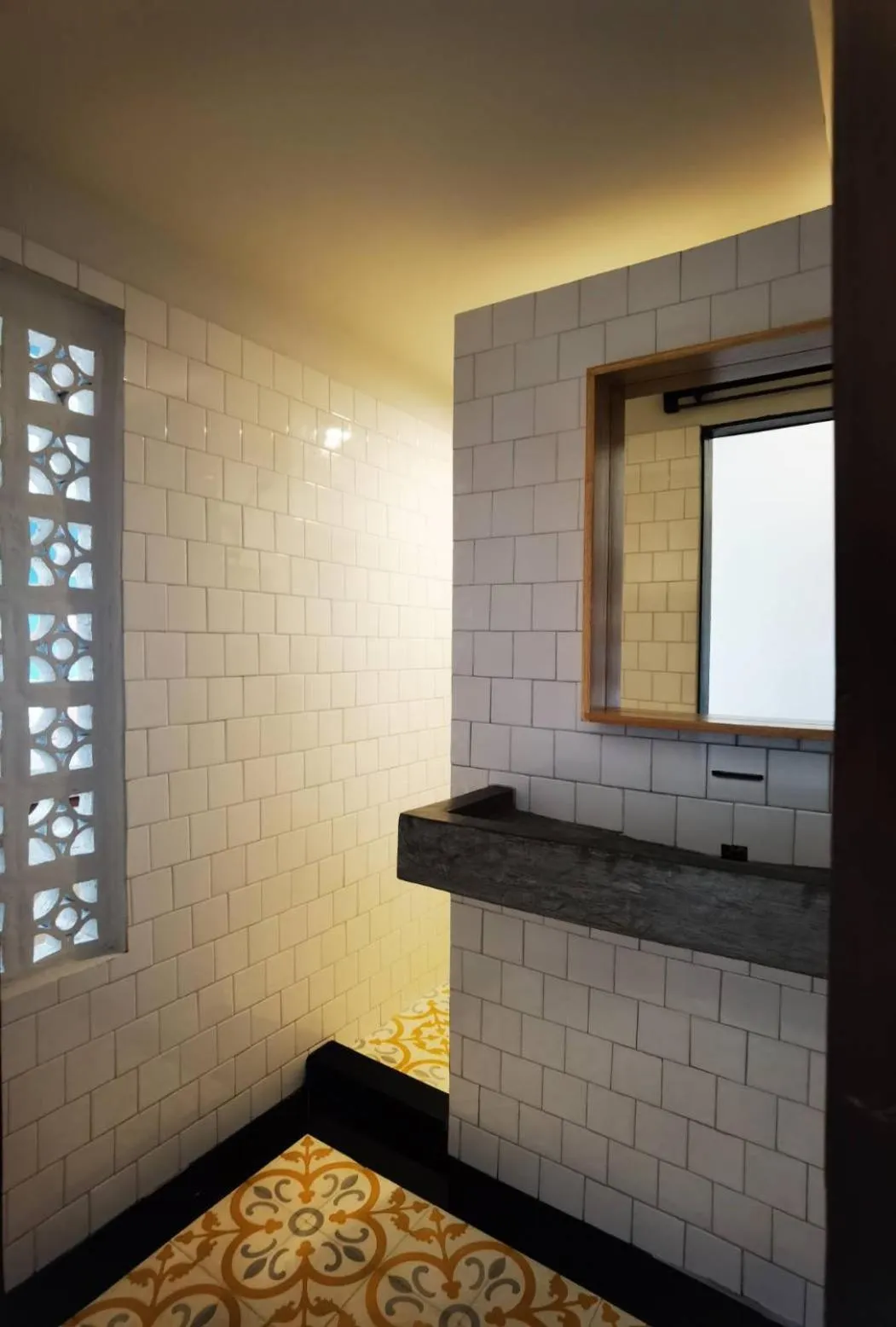 Bathroom in Chernchan Hostel