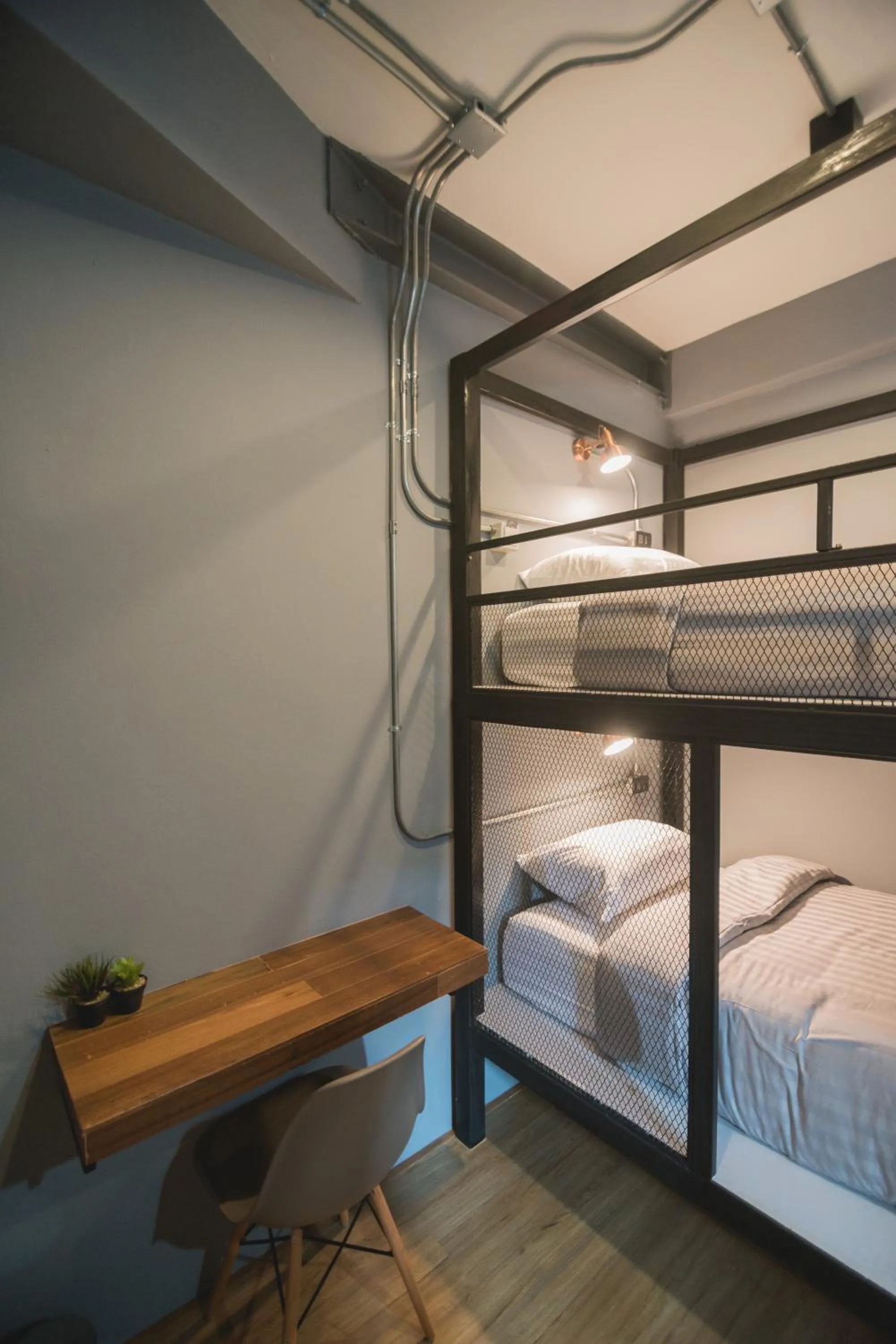 bunk bed, Bed in Chernchan Hostel