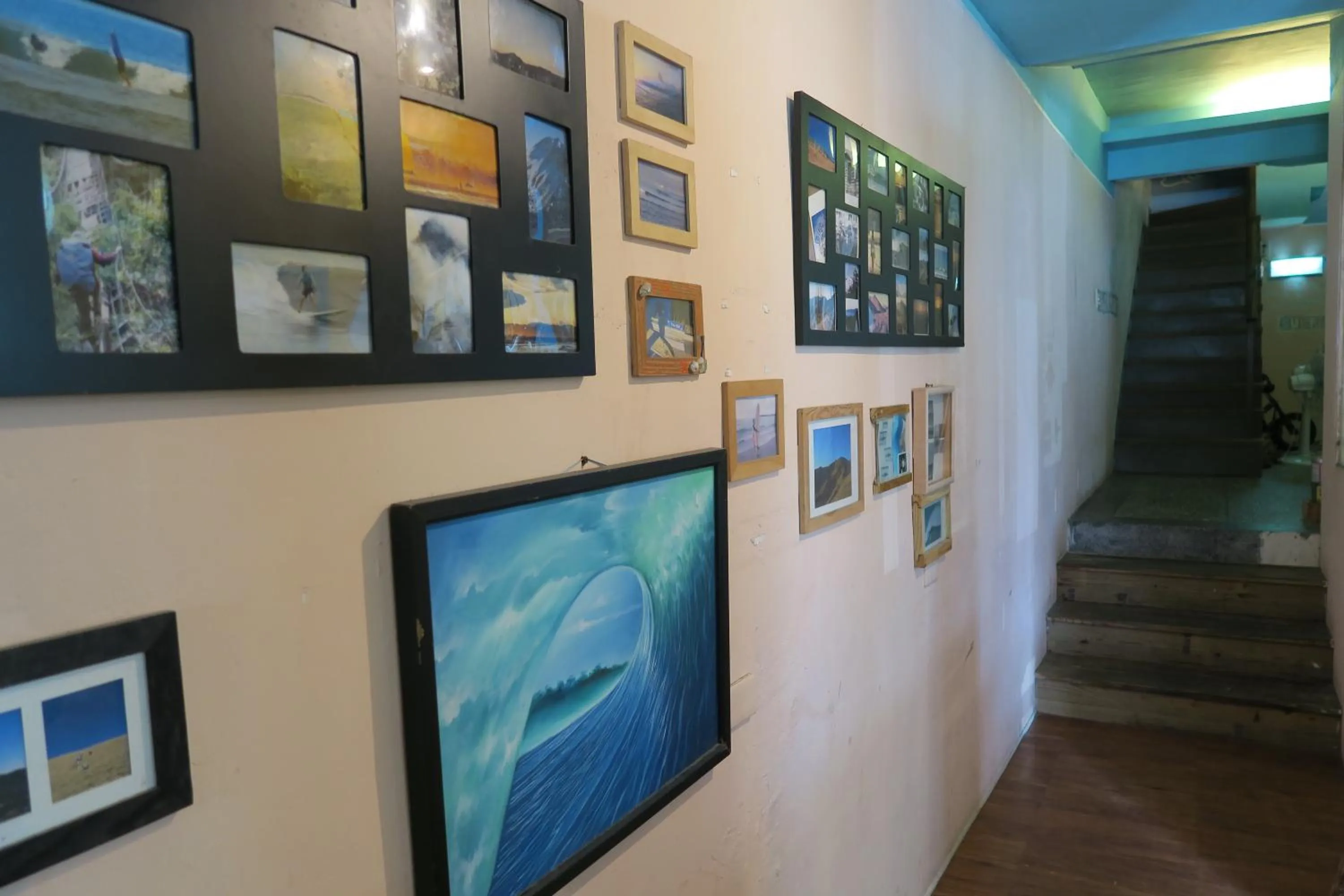 Logo/Certificate/Sign in Being Outdoor