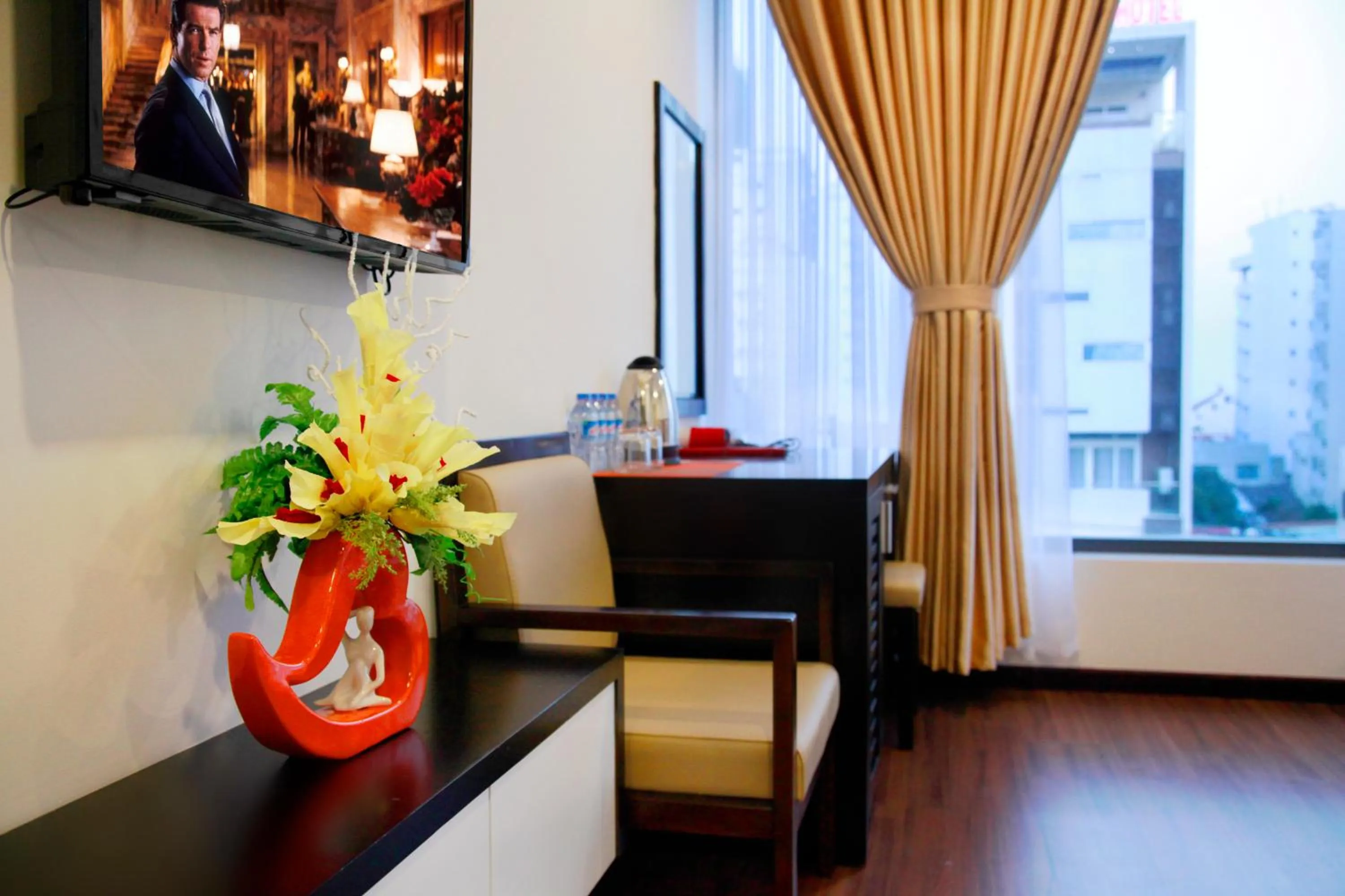 hair dresser in May Hotel