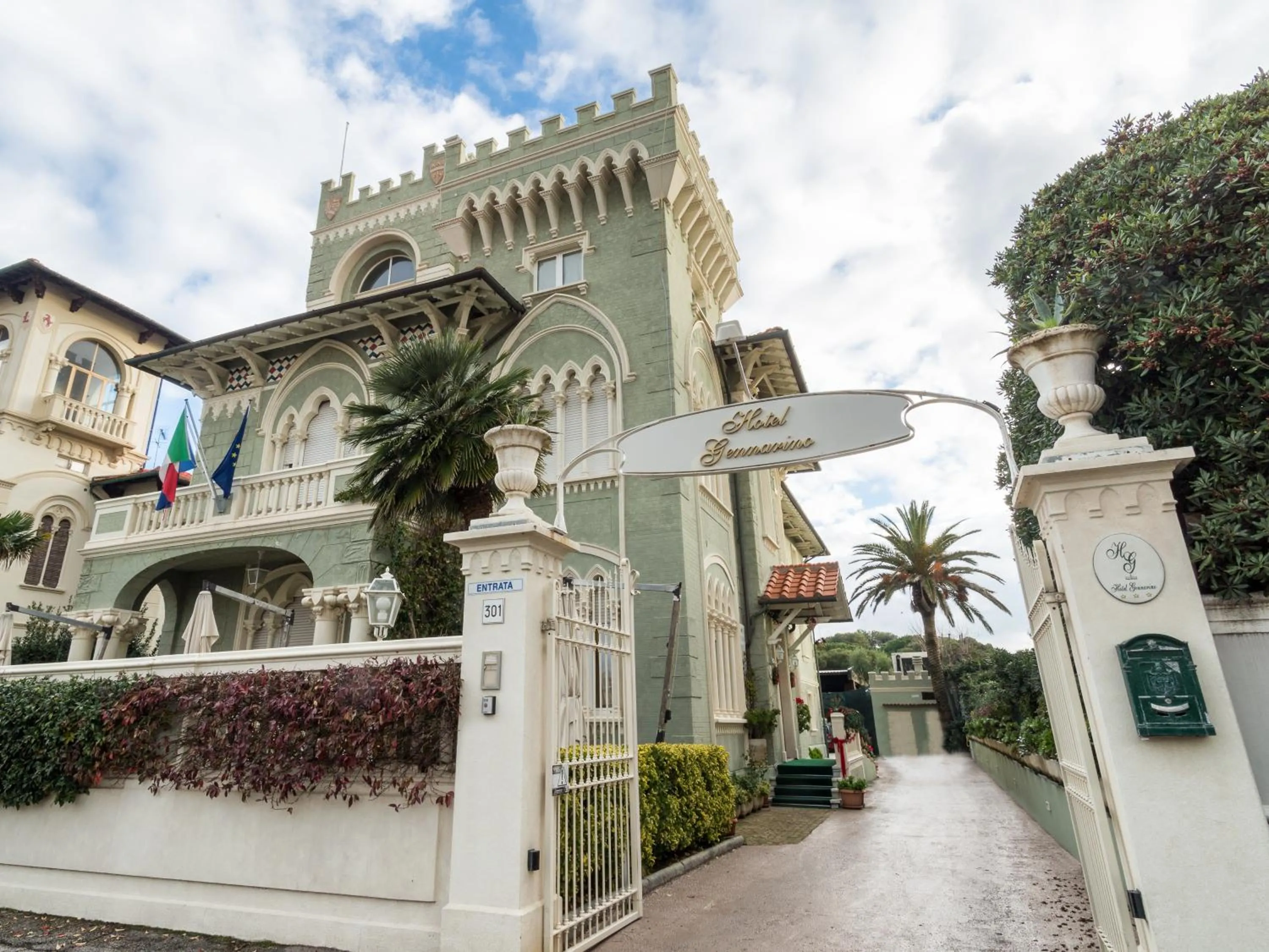 Property building in Hotel Gennarino