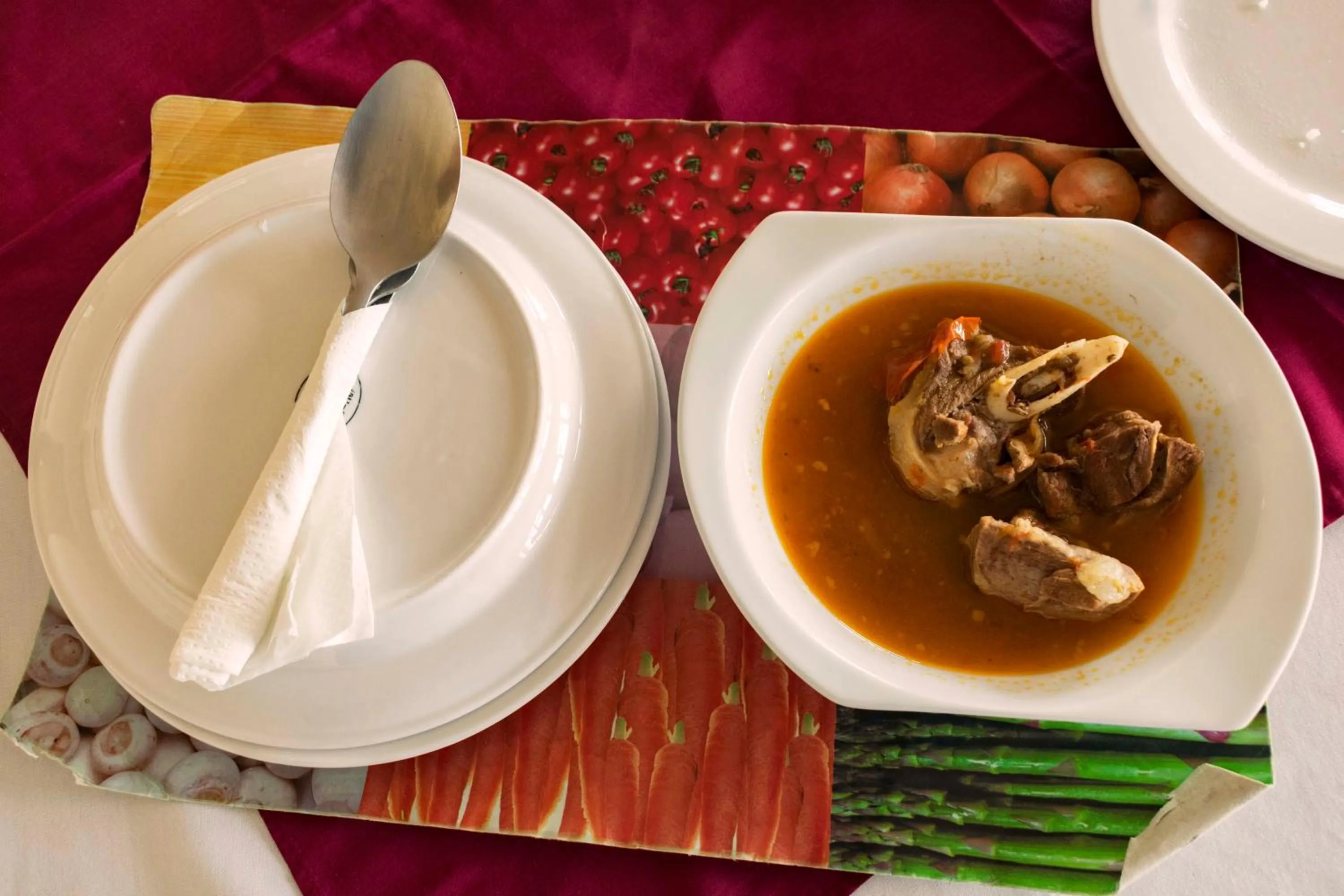 Food and drinks in Sunrise Apartments Hotel Fort Portal